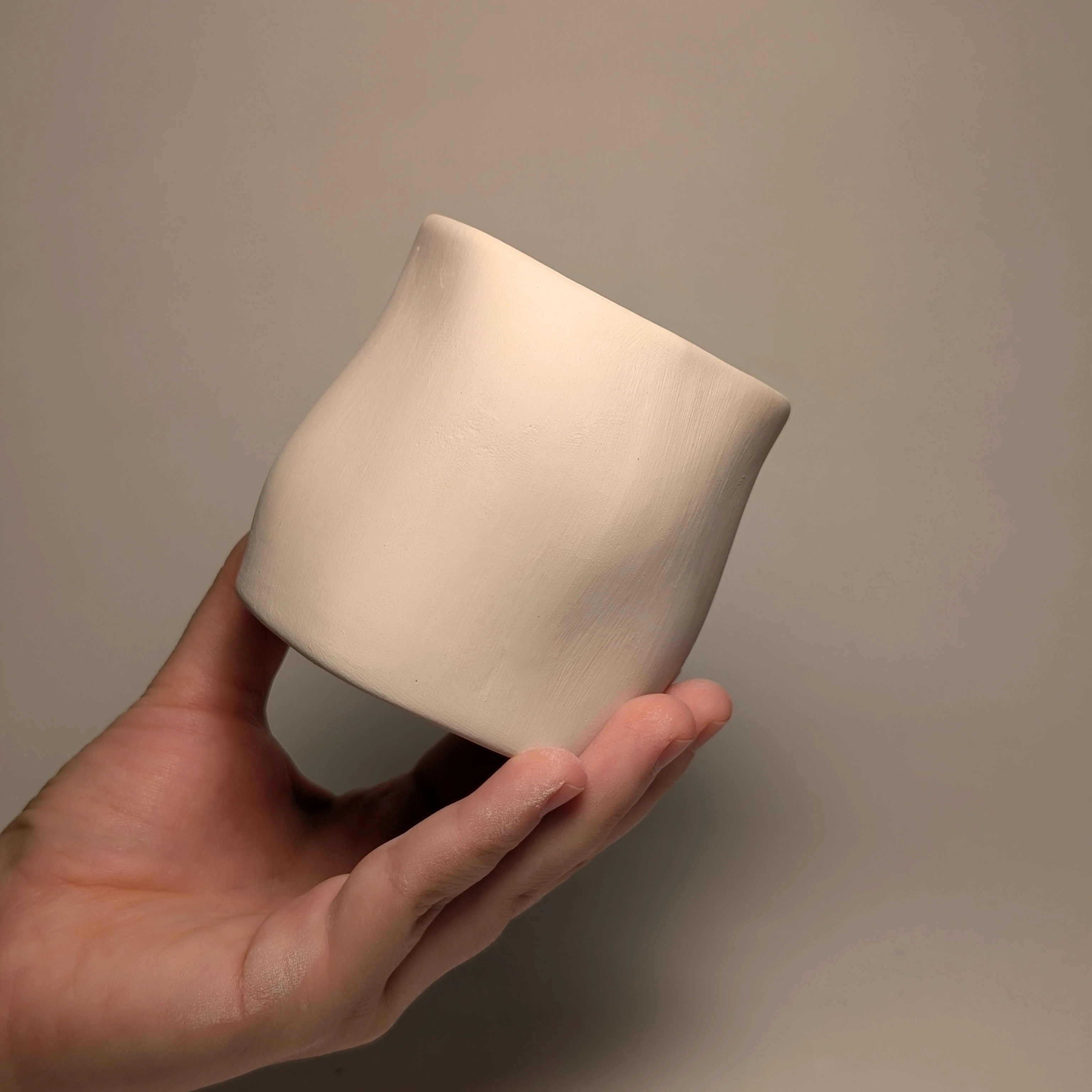 LMG-033 — EL İZLİ KUPA ALÇI KALIBI