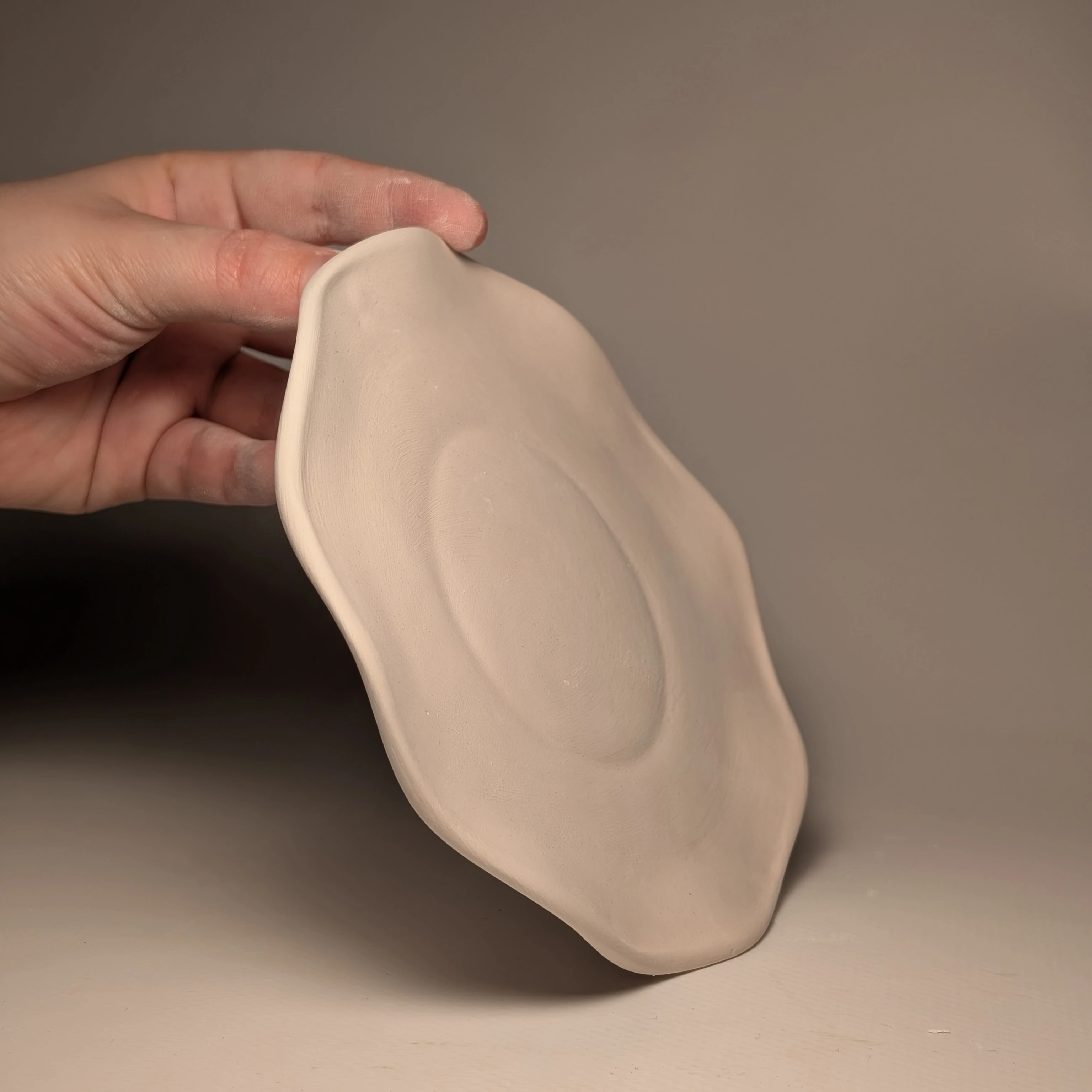 LPL-008 — DALGALI TABAK ALÇI KALIBI