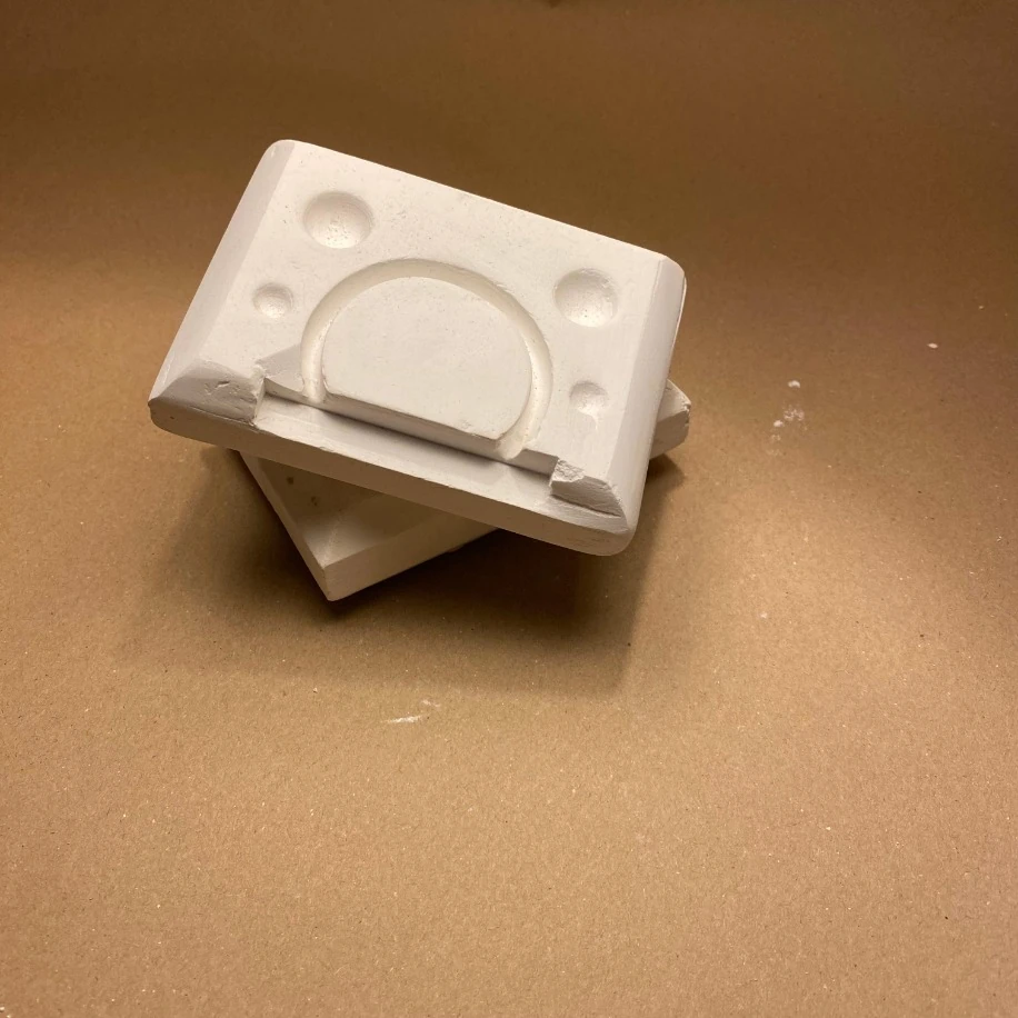 LHL-001 — KAVİSLİ FORM KULP KALIBI