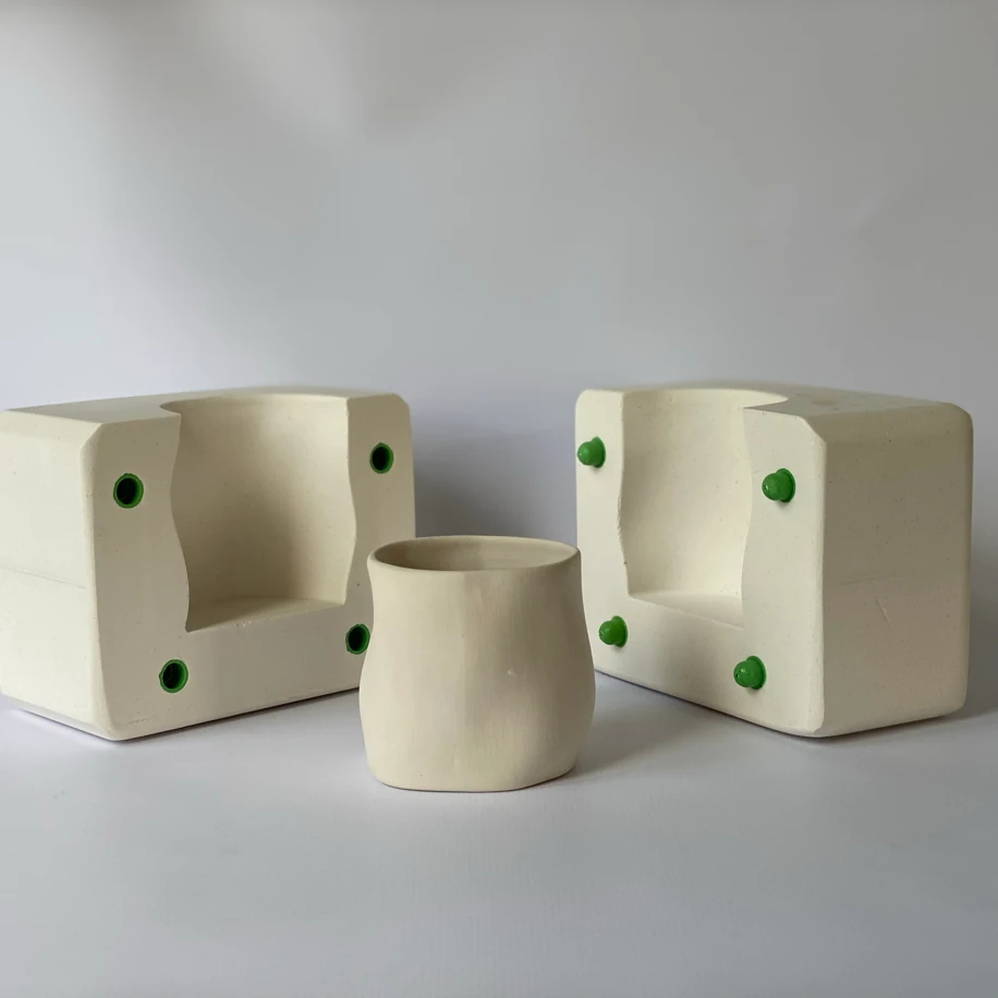 LMG-033 — EL İZLİ KUPA ALÇI KALIBI