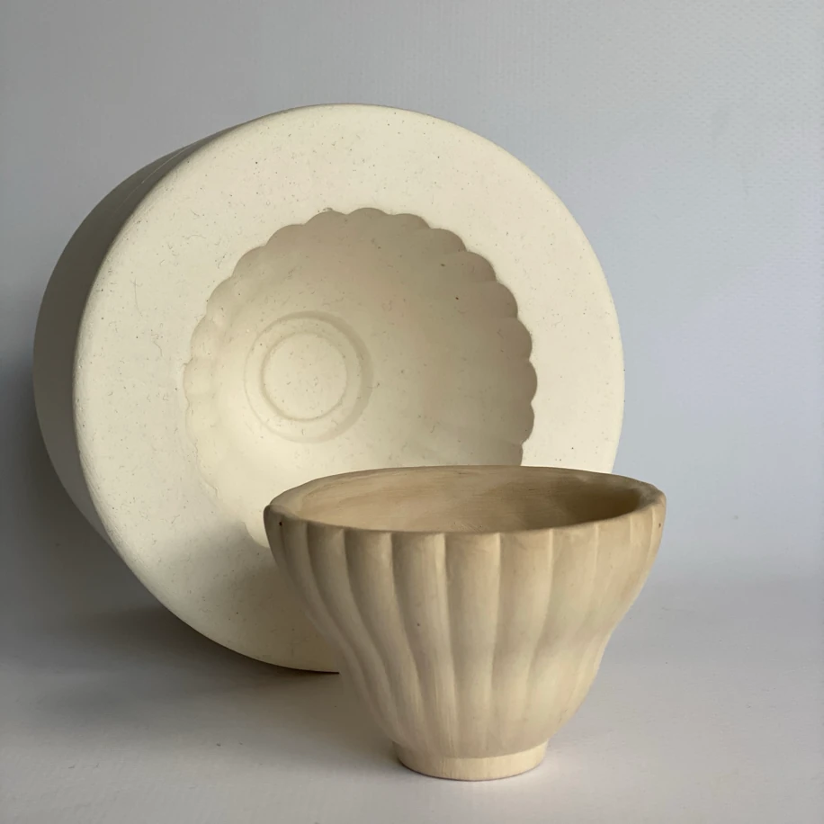 LMG-036-V2 — TIRTIKLI BOĞUMLU FİNCAN ALÇI KALIBI