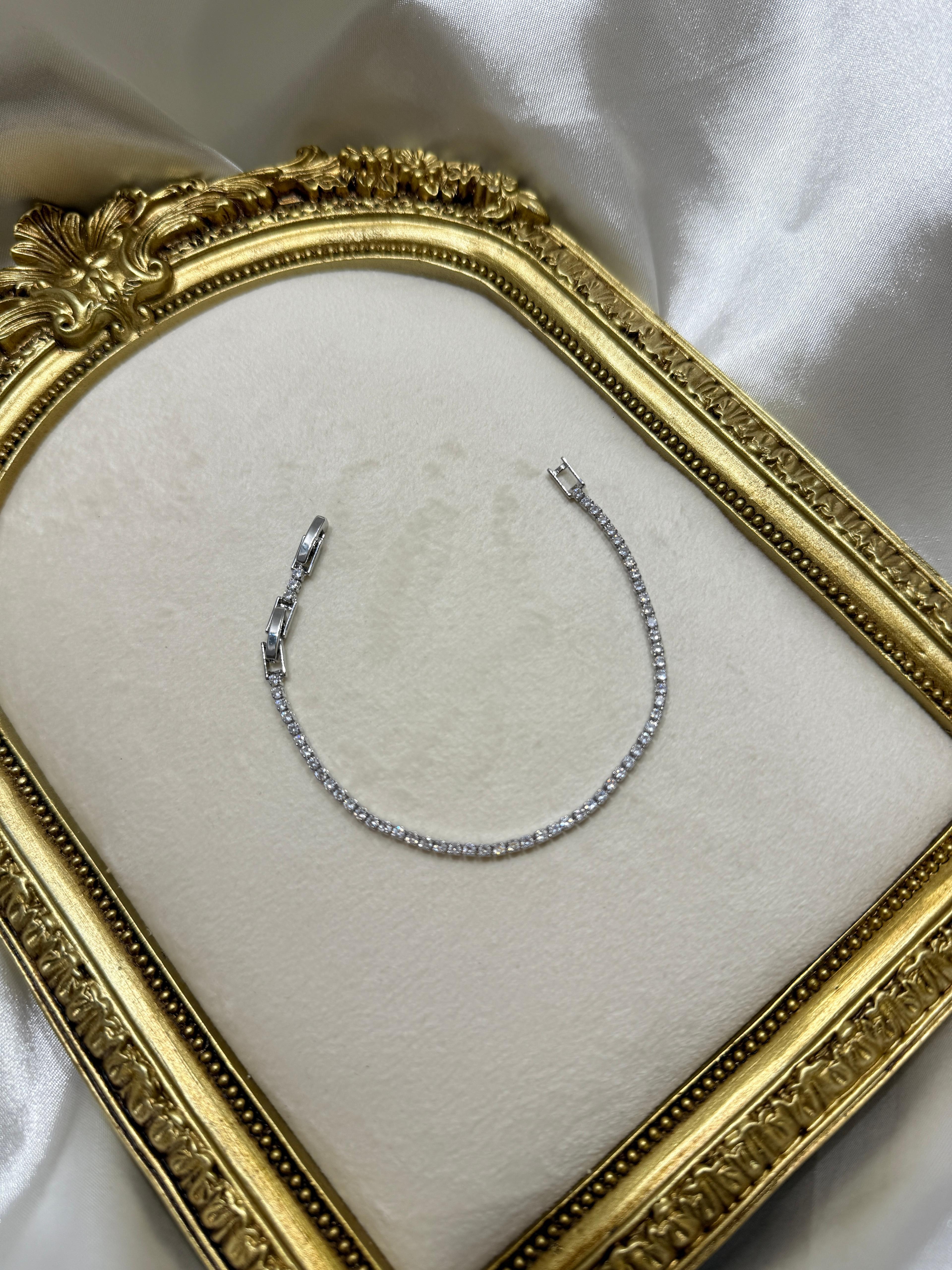 Silver İnce Su Yolu Bileklik