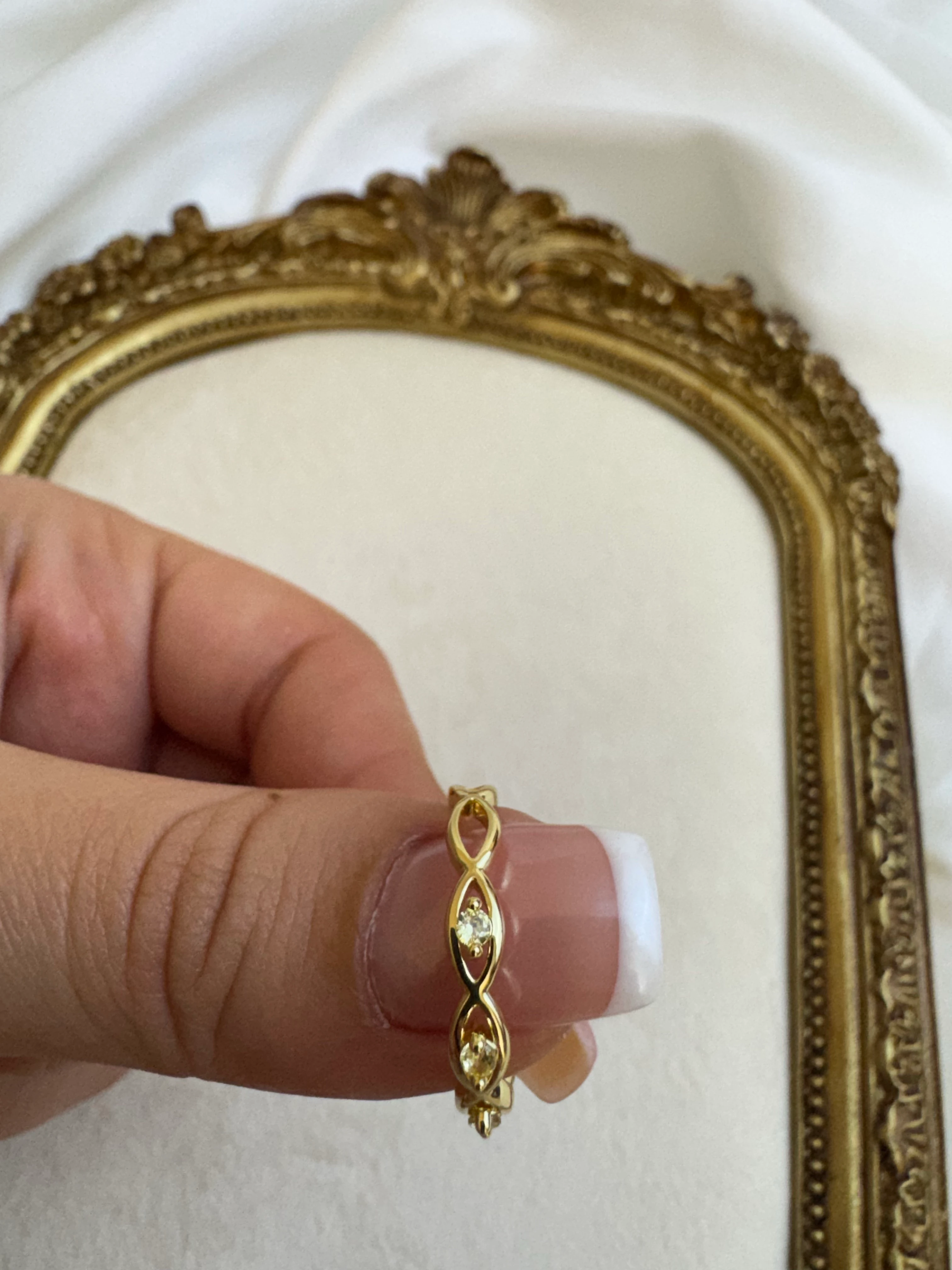 Zarif Ayarlanabilir Yüzük