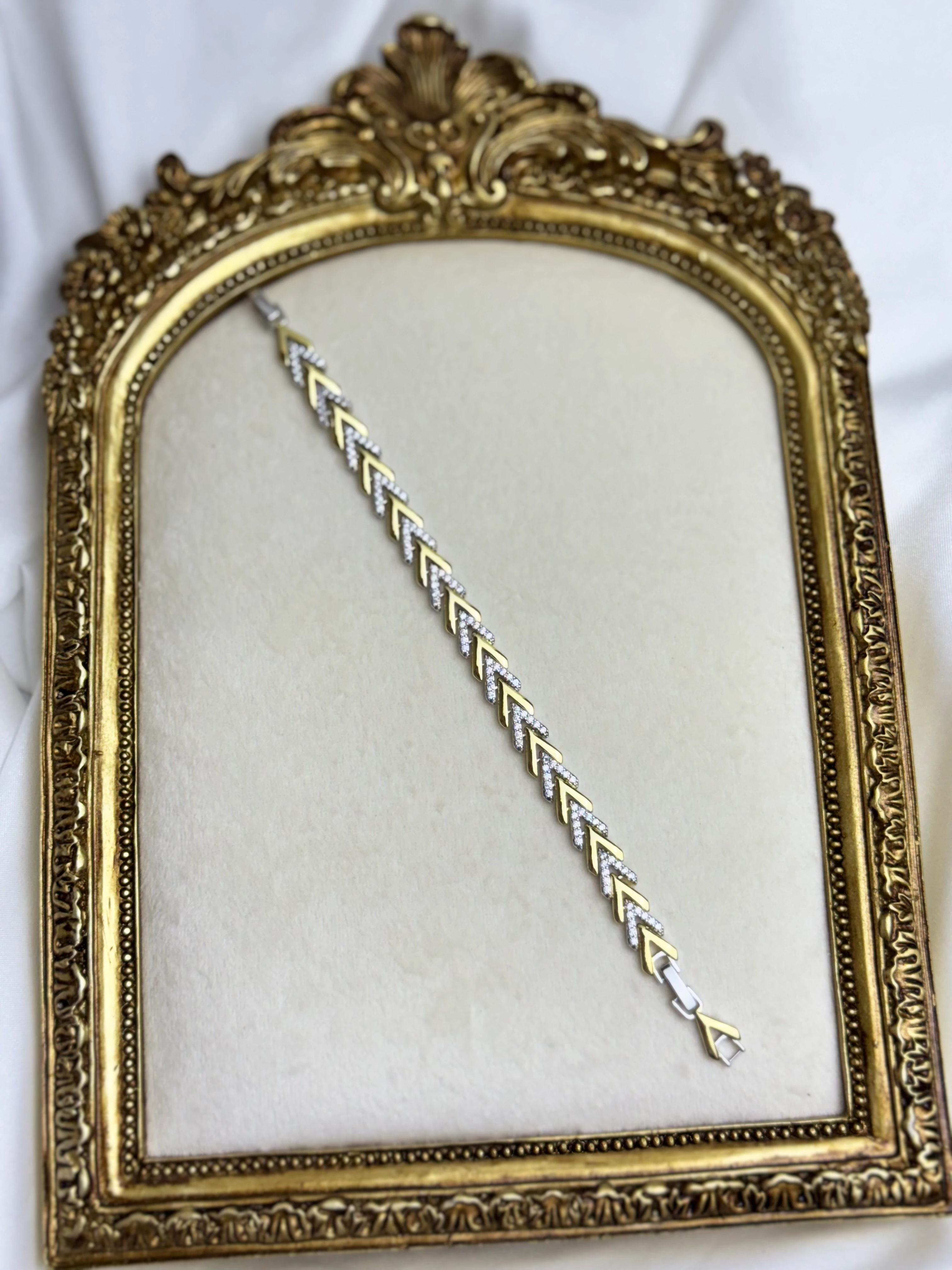 Gold Sılver V Künye