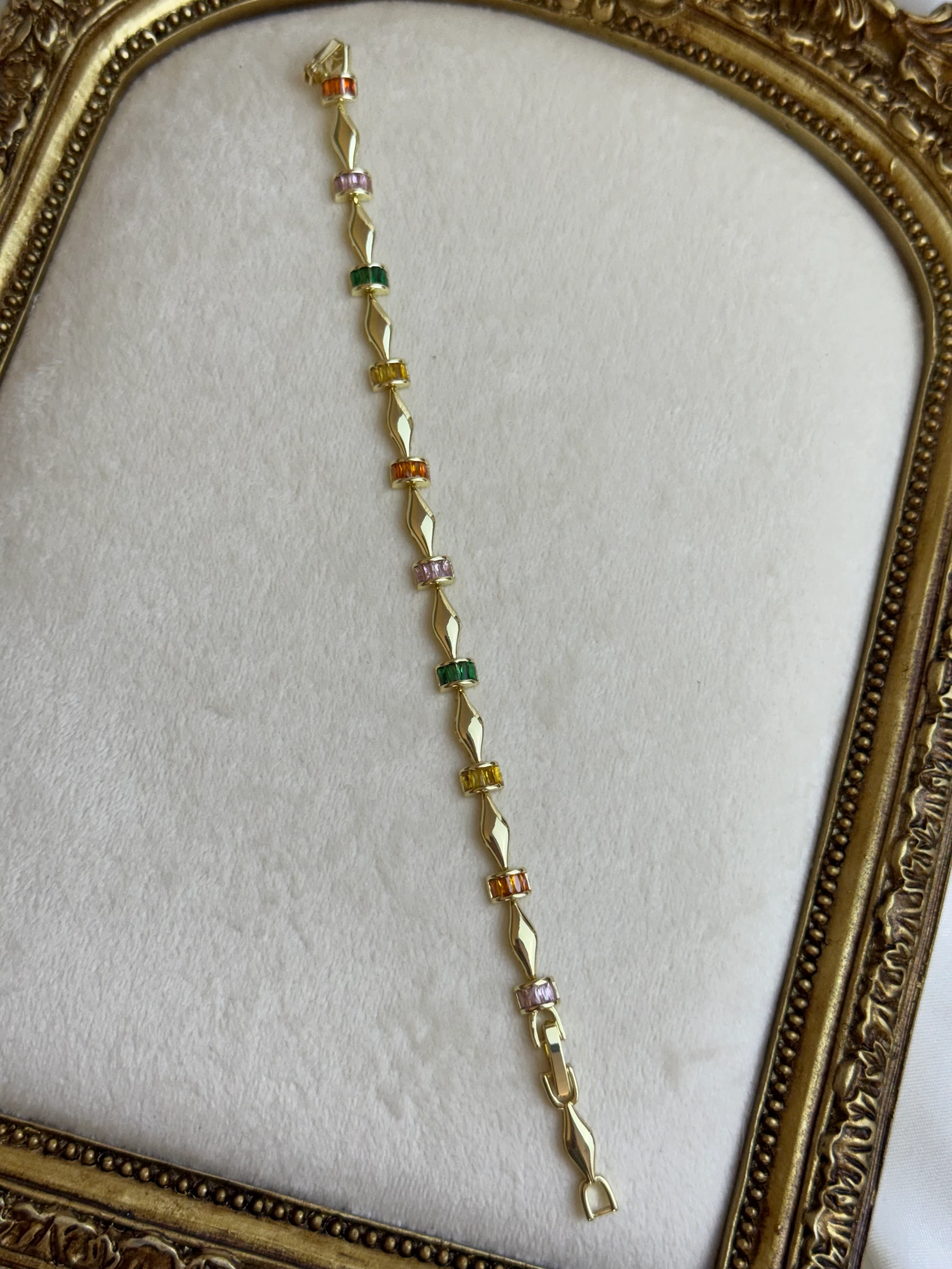 Bürümcük Renkli Taş Bileklik