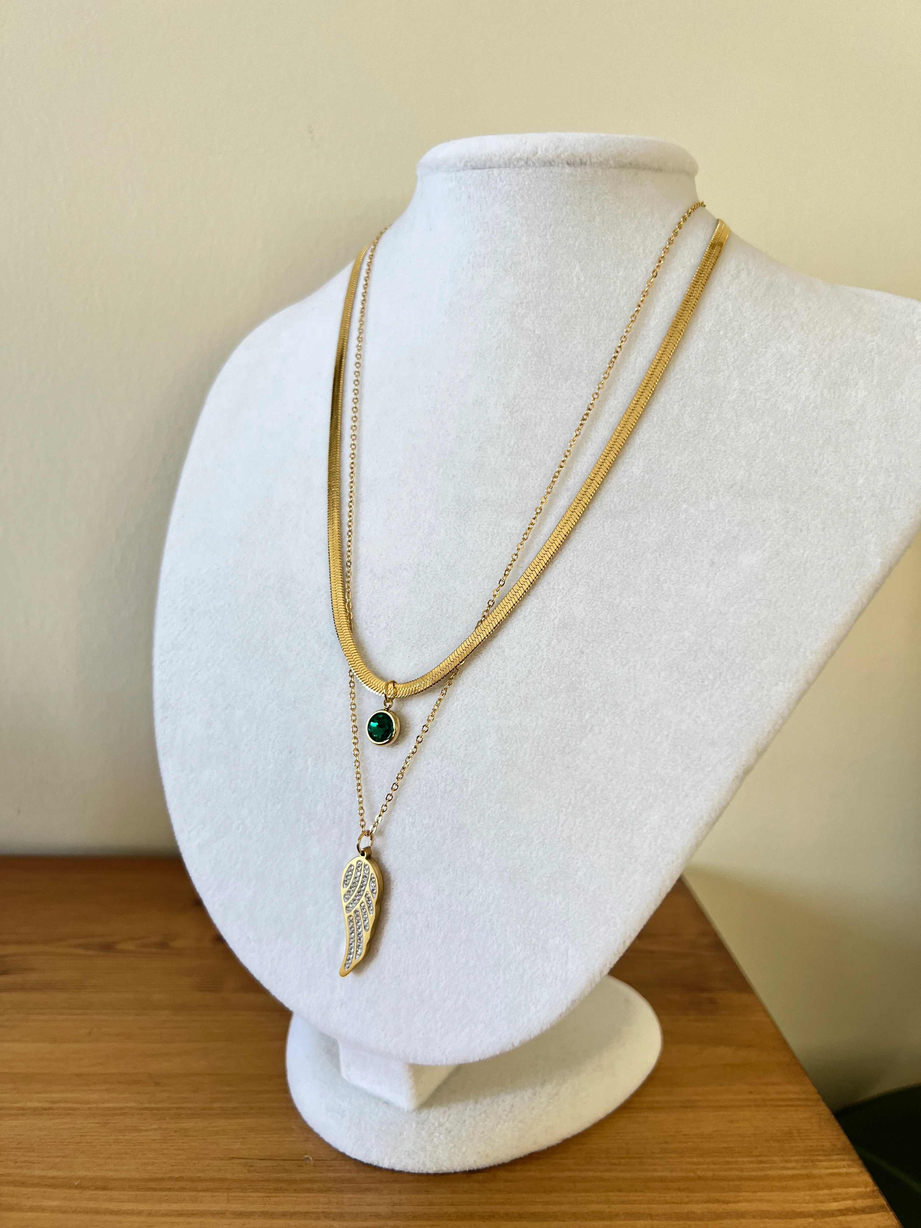 Çift Zincir Kanat Kolye