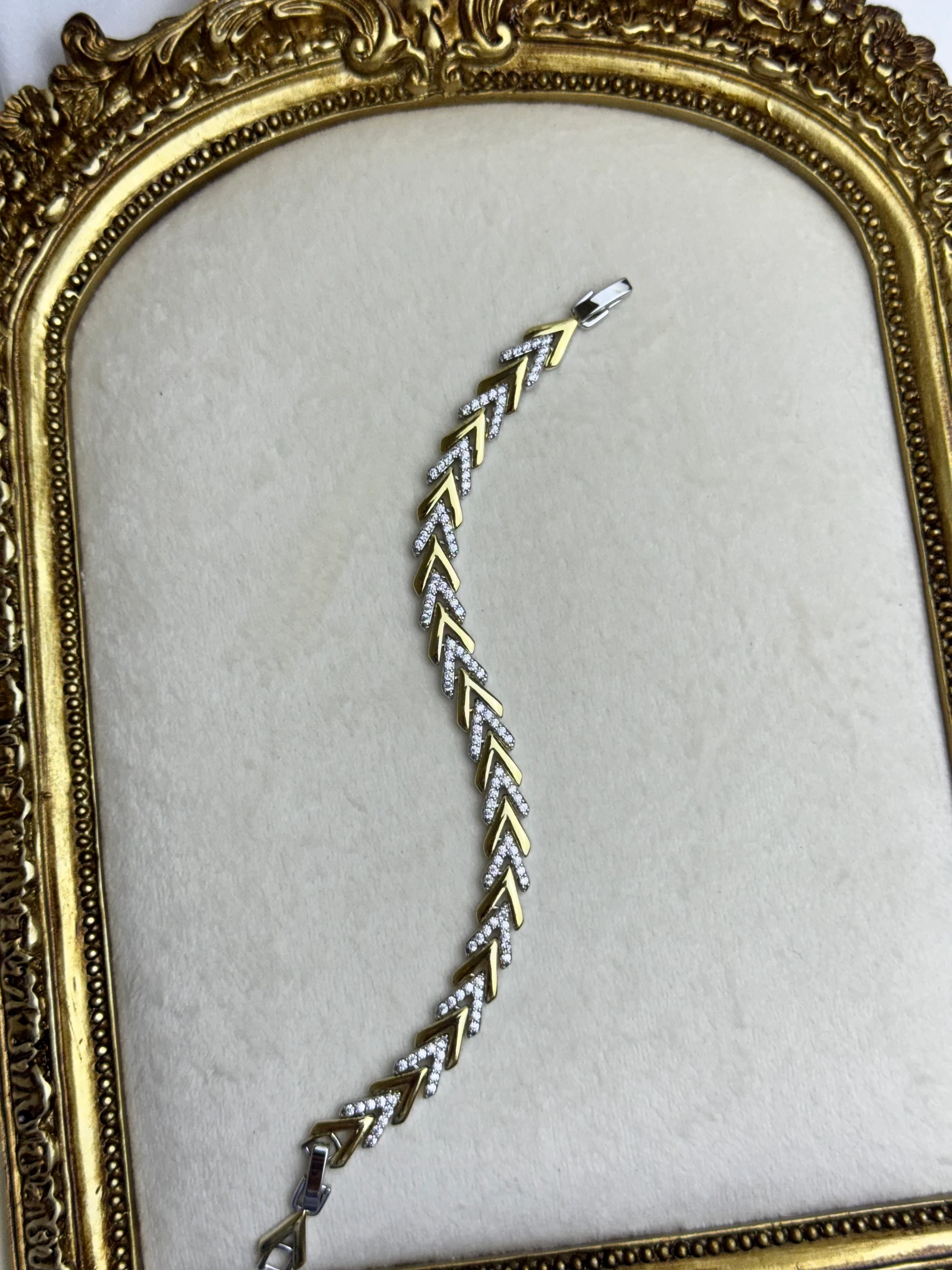 Gold Sılver V Künye