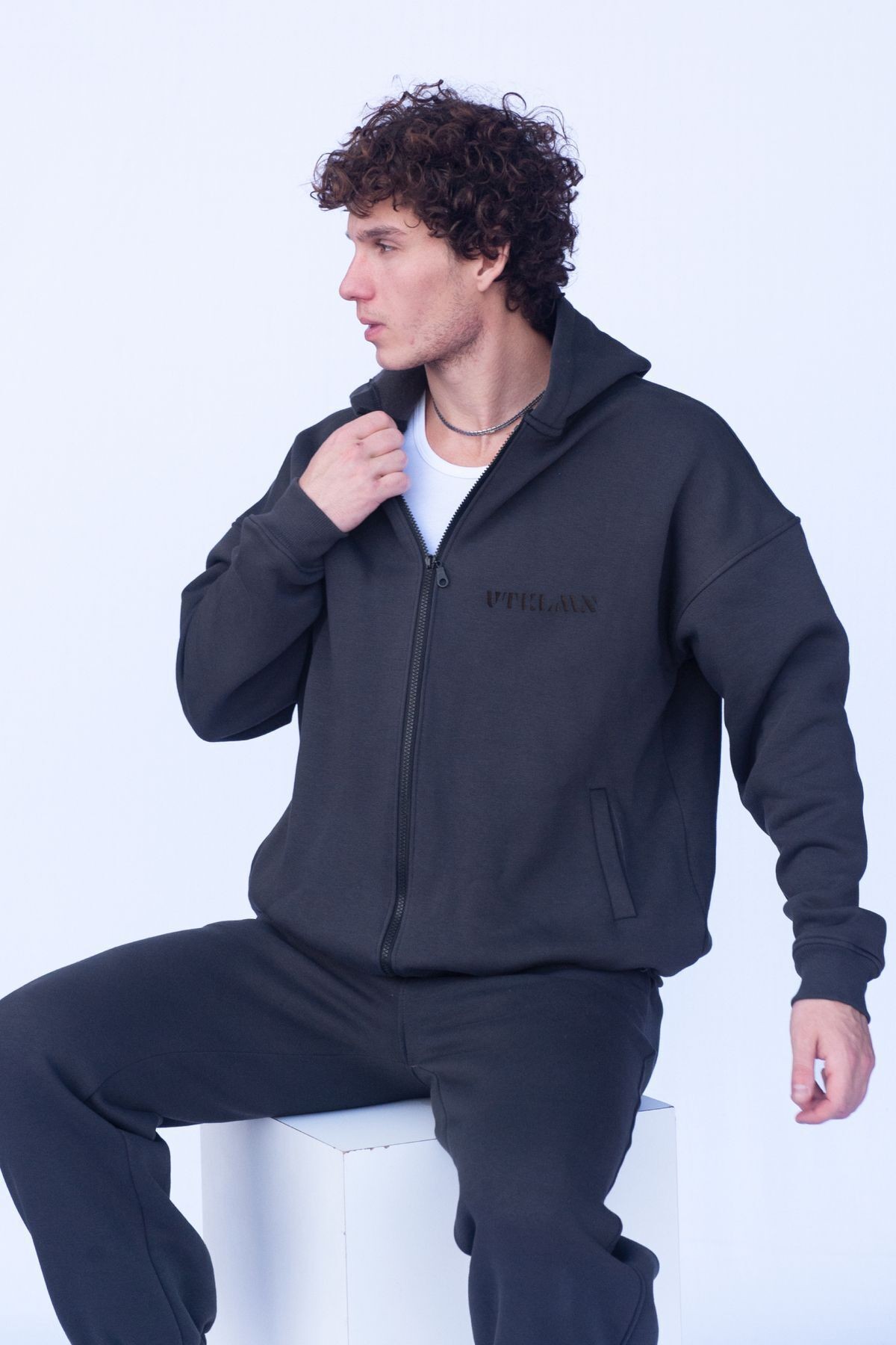 Şardonlu Oversize Kapşonlu Fermuarlı Sweatshirt