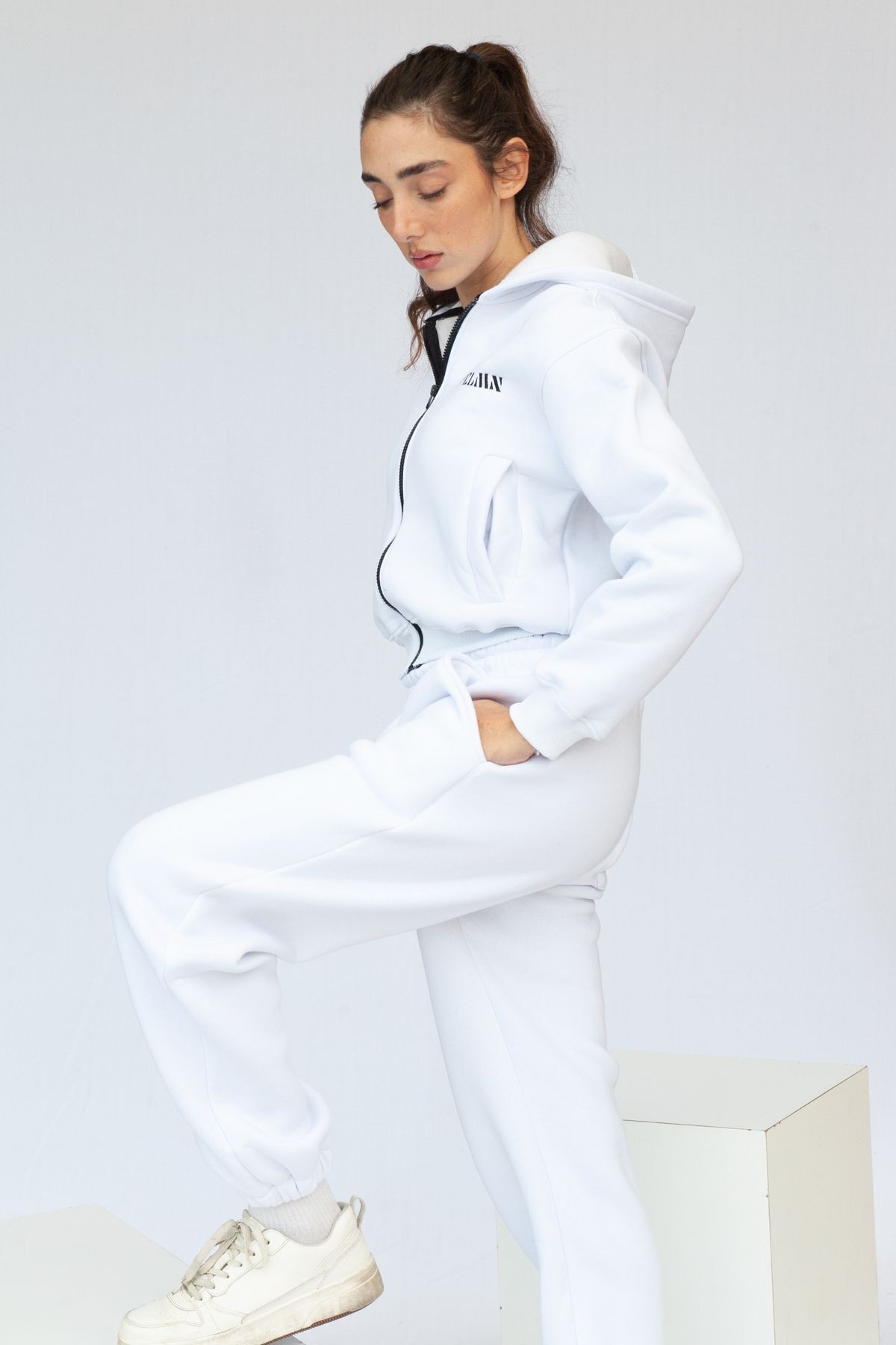 Cepli Oversize Eşofman Altı - Beyaz