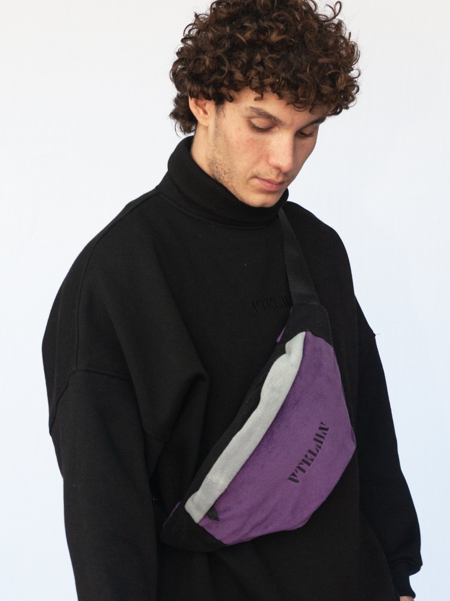 Unisex Fleece Shoulder And Waist Bag - Purple Gray Black