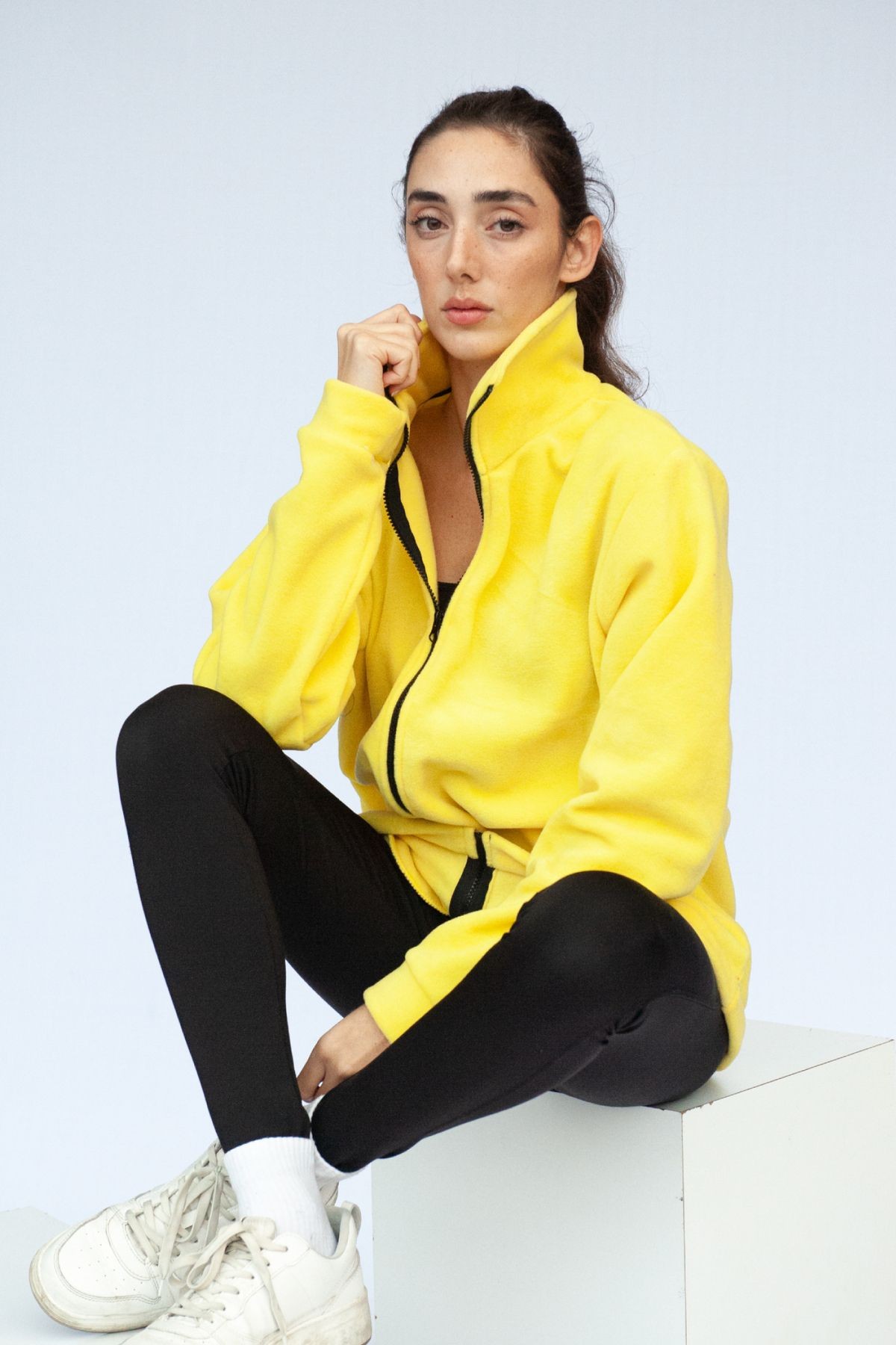 Oversize Bol Kesim Dik Yaka Cep Detaylı Fermuarlı Tüylenme Yapmayan Polar - Yellow