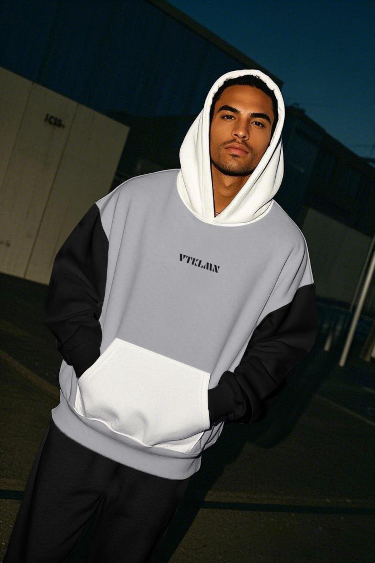 Kapüşonlu Hoodie Sweatshirt - Beyaz-Lila-Turkuaz