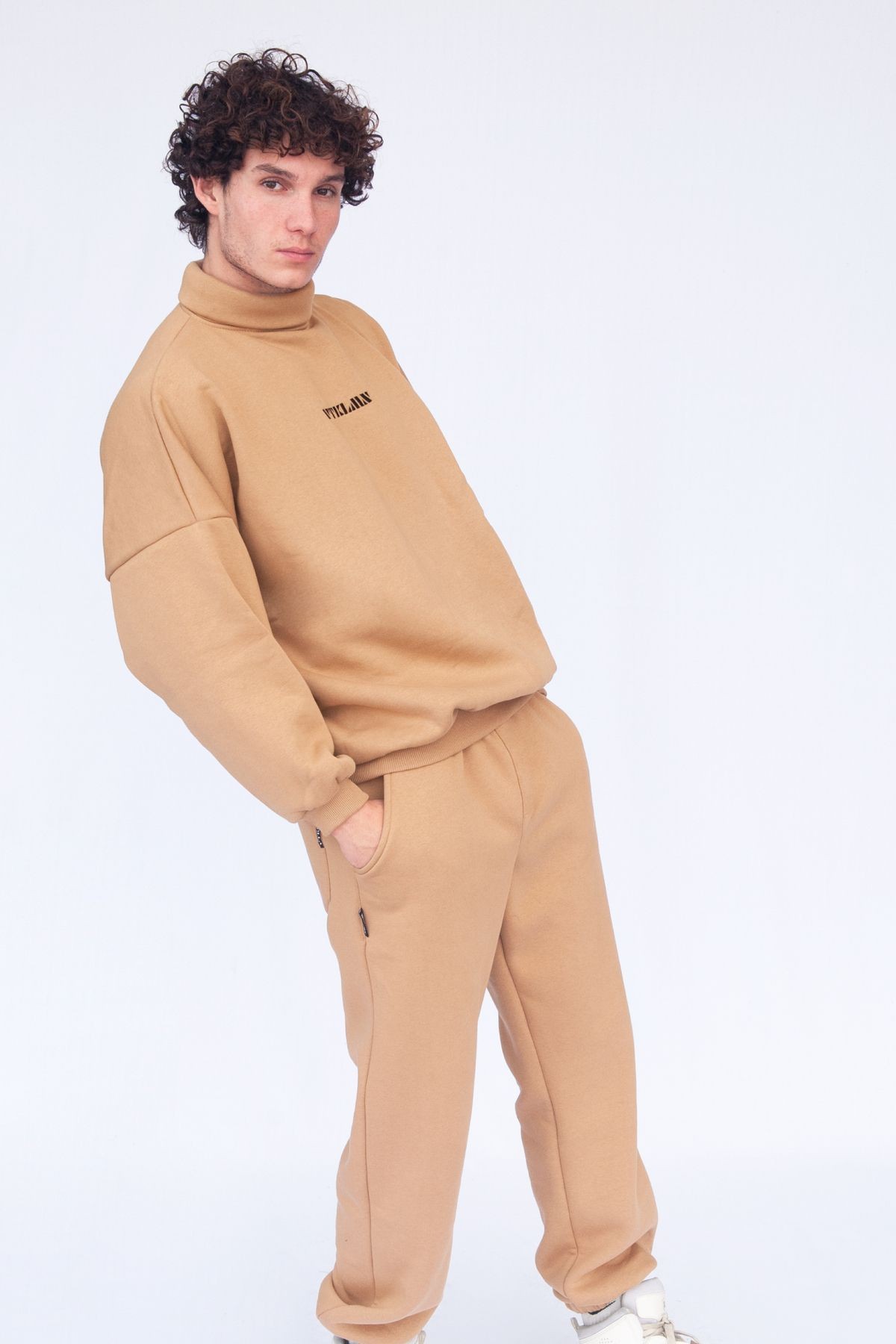 Kadın Erkek Boğazlı Oversize Sweatshirt
