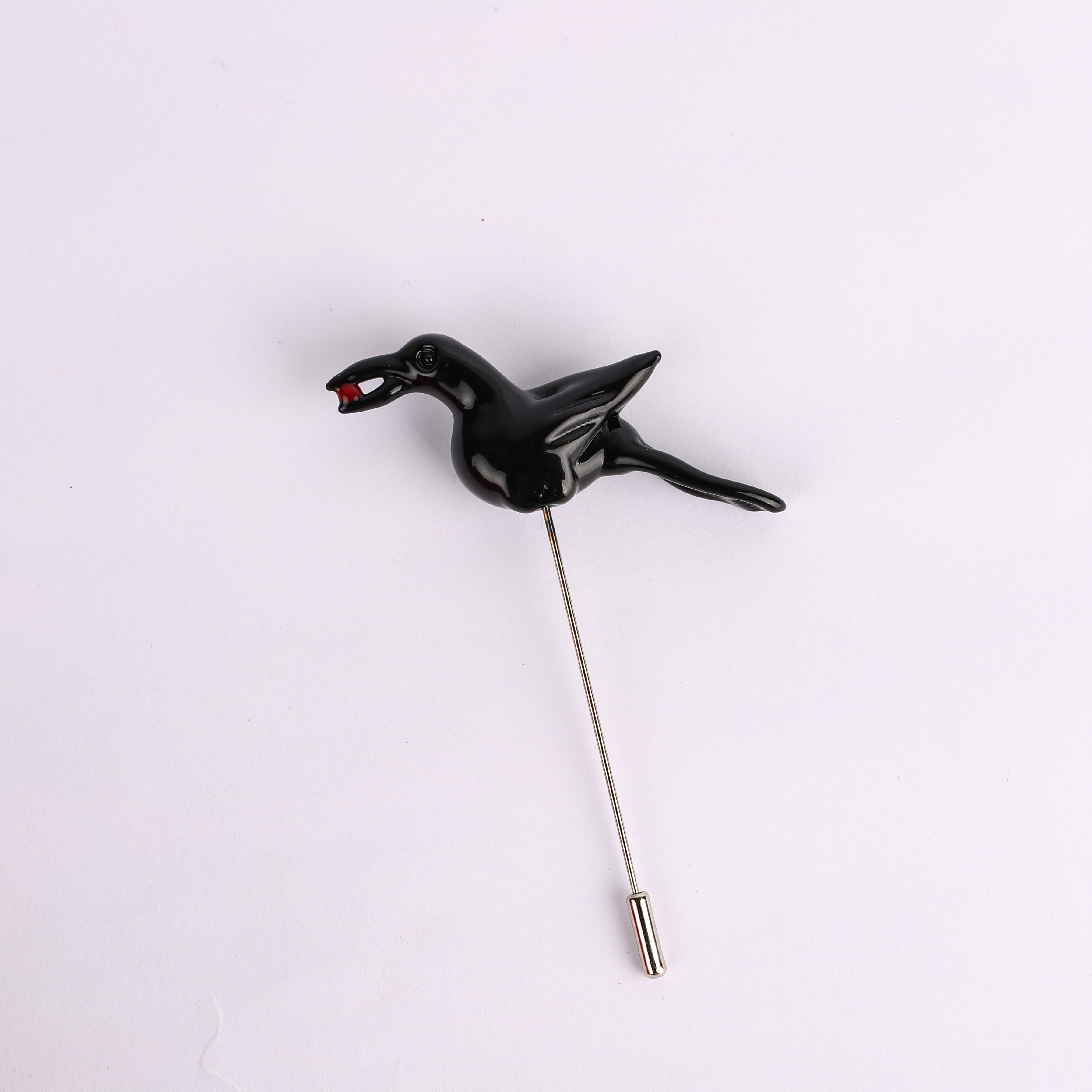 Karga Cam Figürlü Broş - El Yapımı Doğa Kuş Temalı Yaka İğnesi