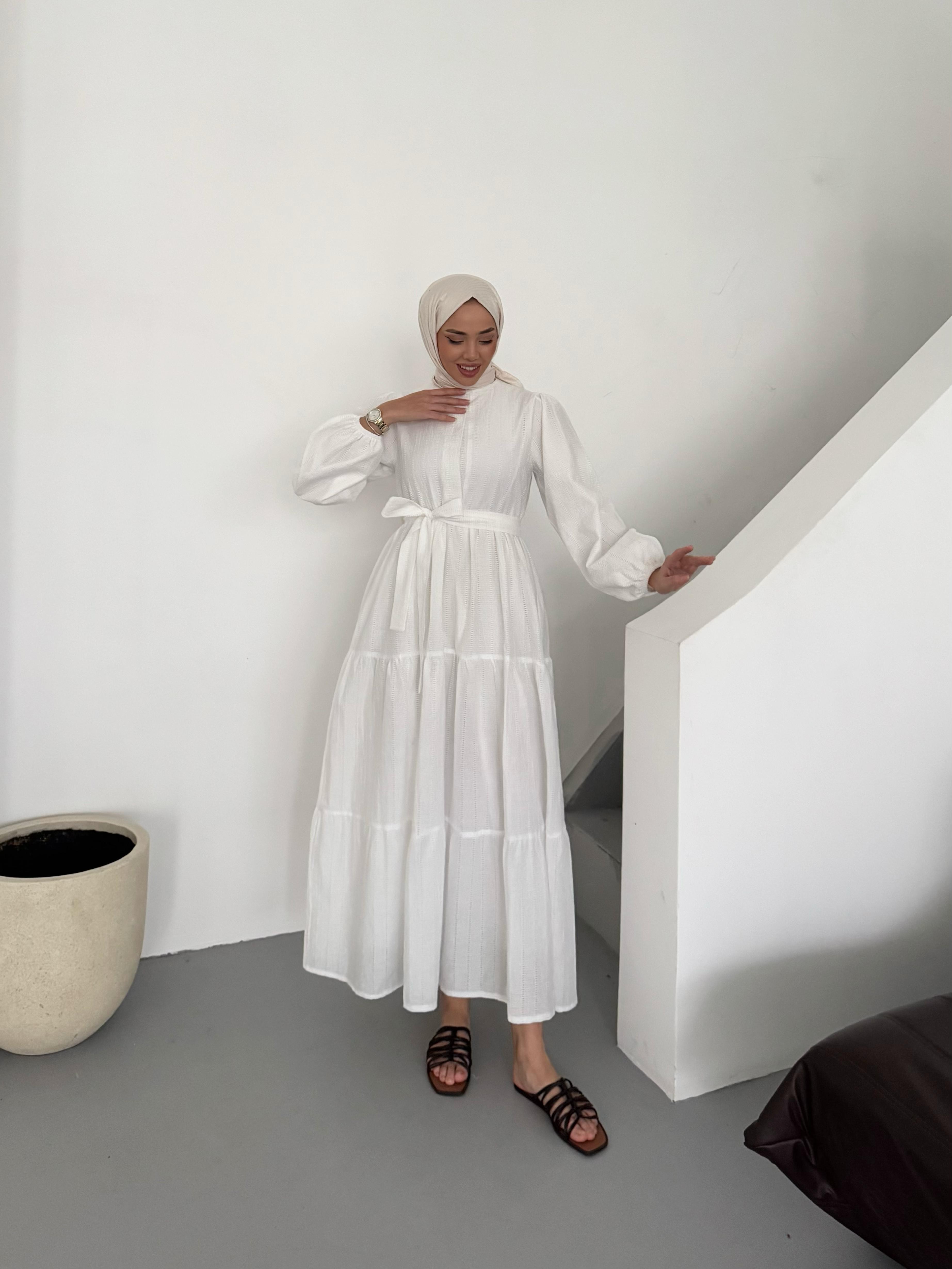 Lina Elbise Beyaz