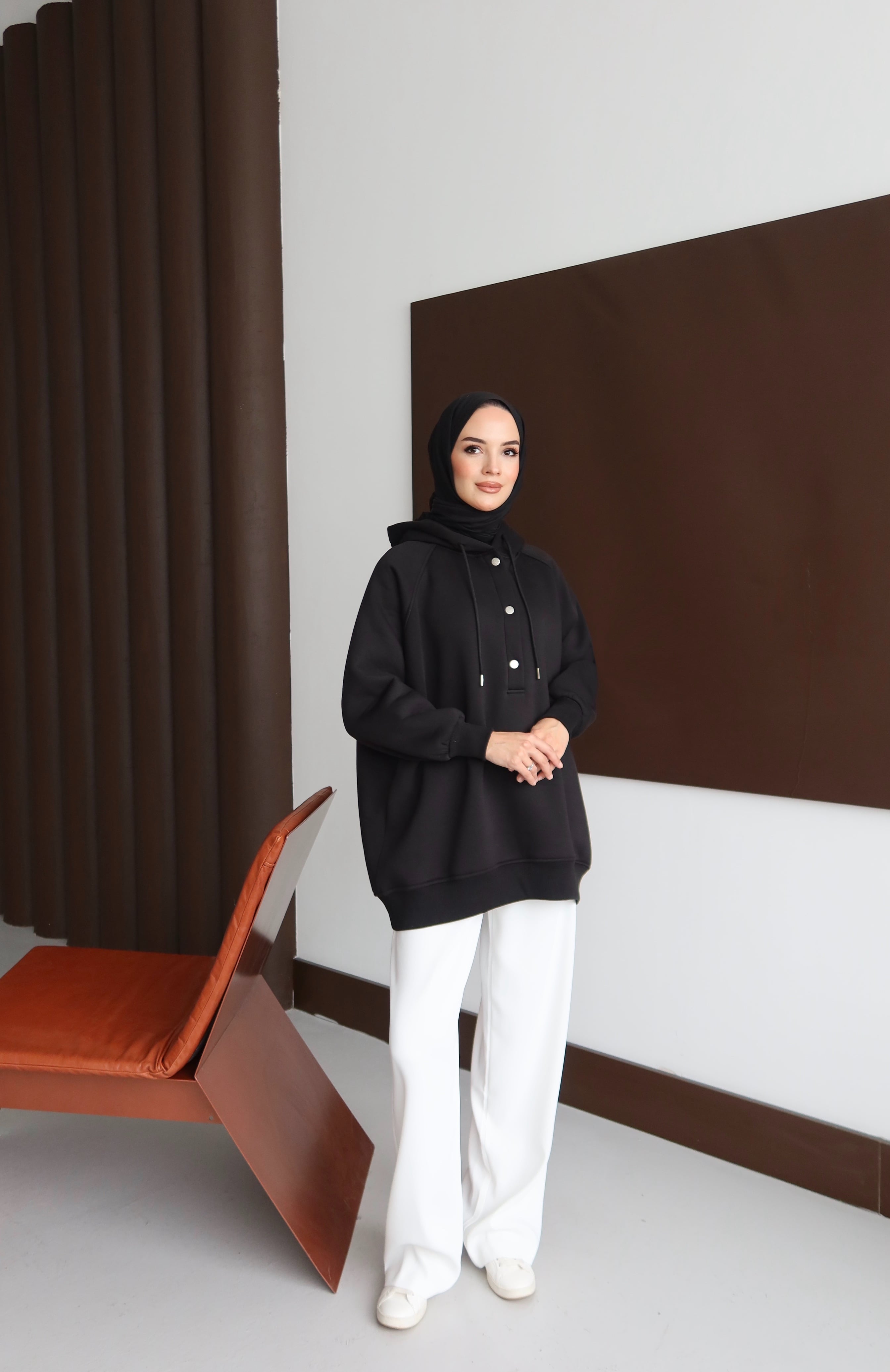 Çıtçıtlı Şardonlu Üç İplik Sweatshirt - Siyah