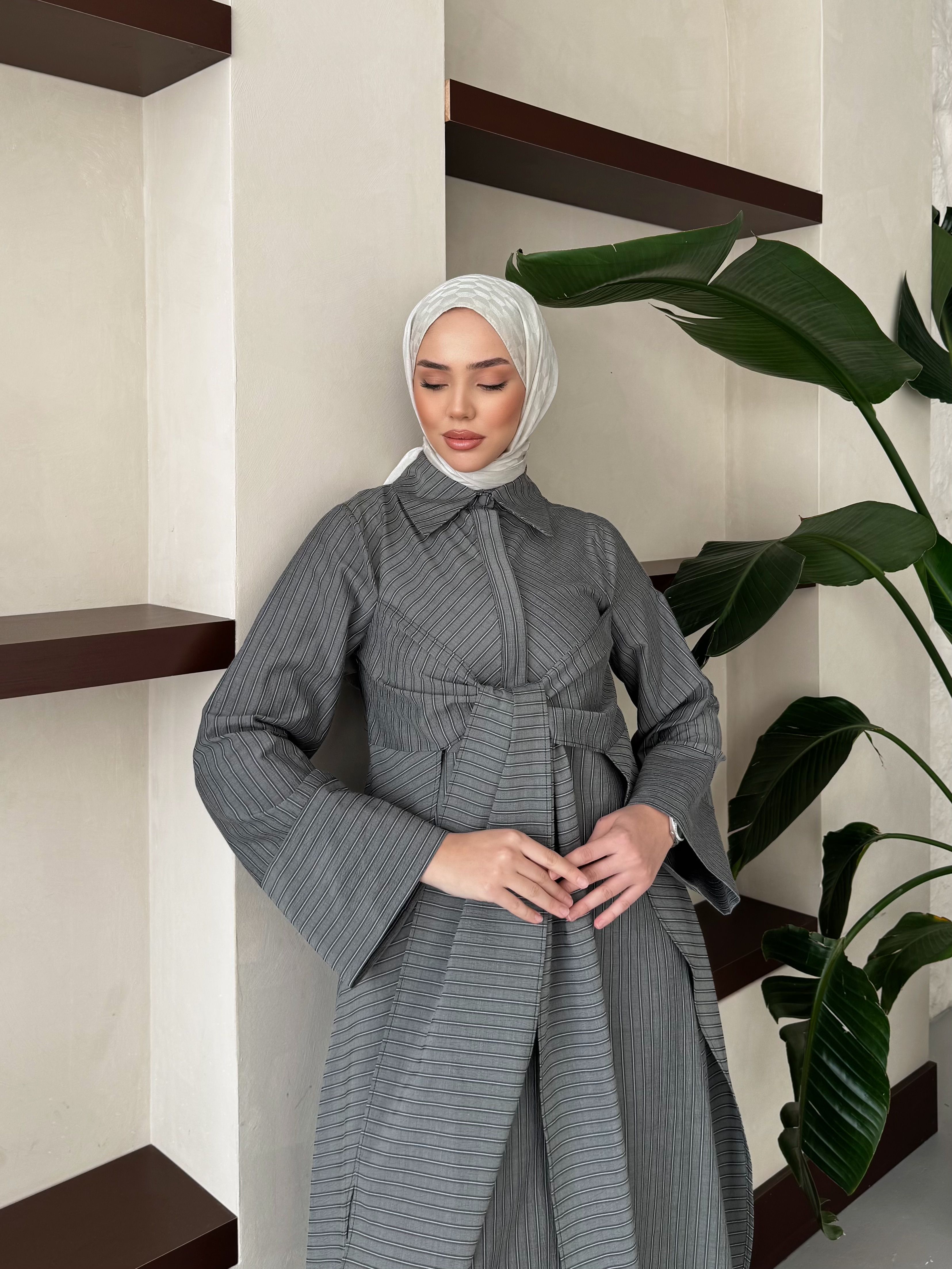 BAĞLAMA DETAYLI YASEMİN ELBİSE
