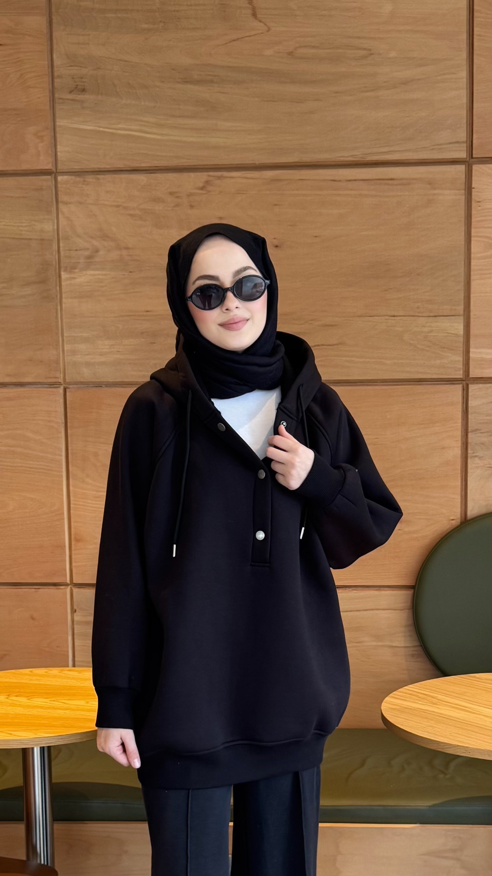 Çıtçıtlı Şardonlu Üç İplik Sweatshirt