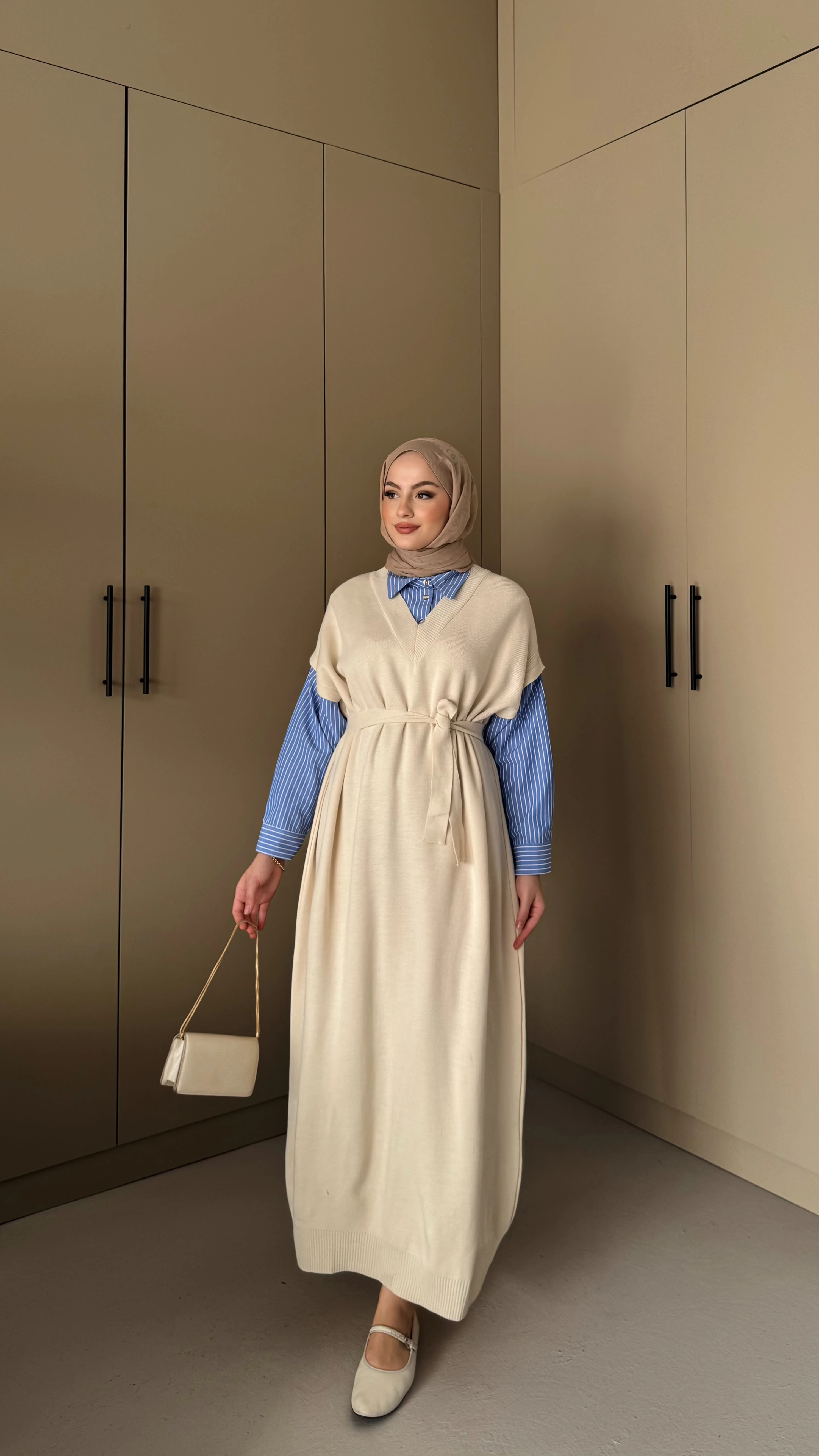 Gömlek Detaylı Triko Elbise - Bej