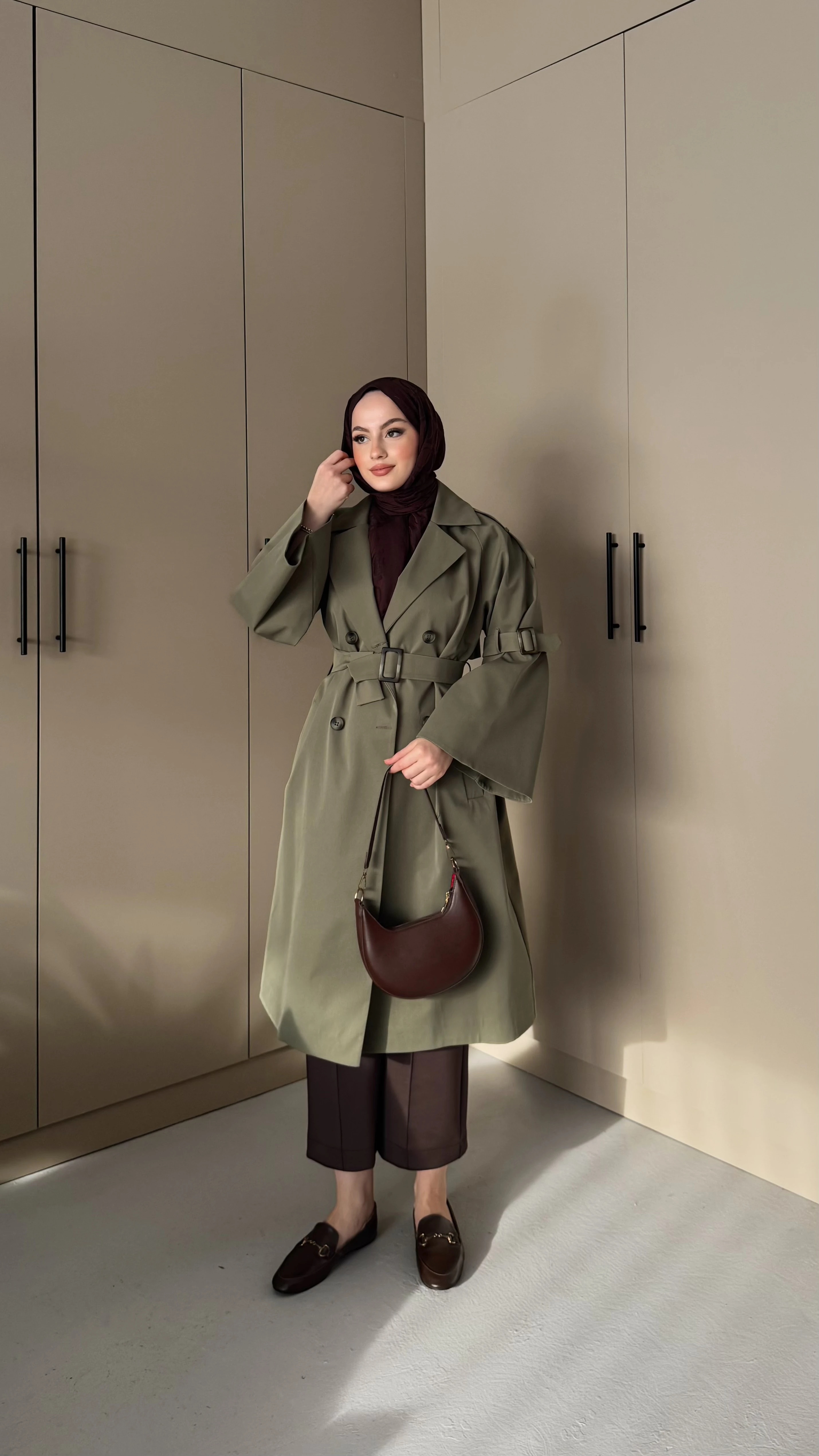 Kol Detaylı Astarlı Trençkot Haki