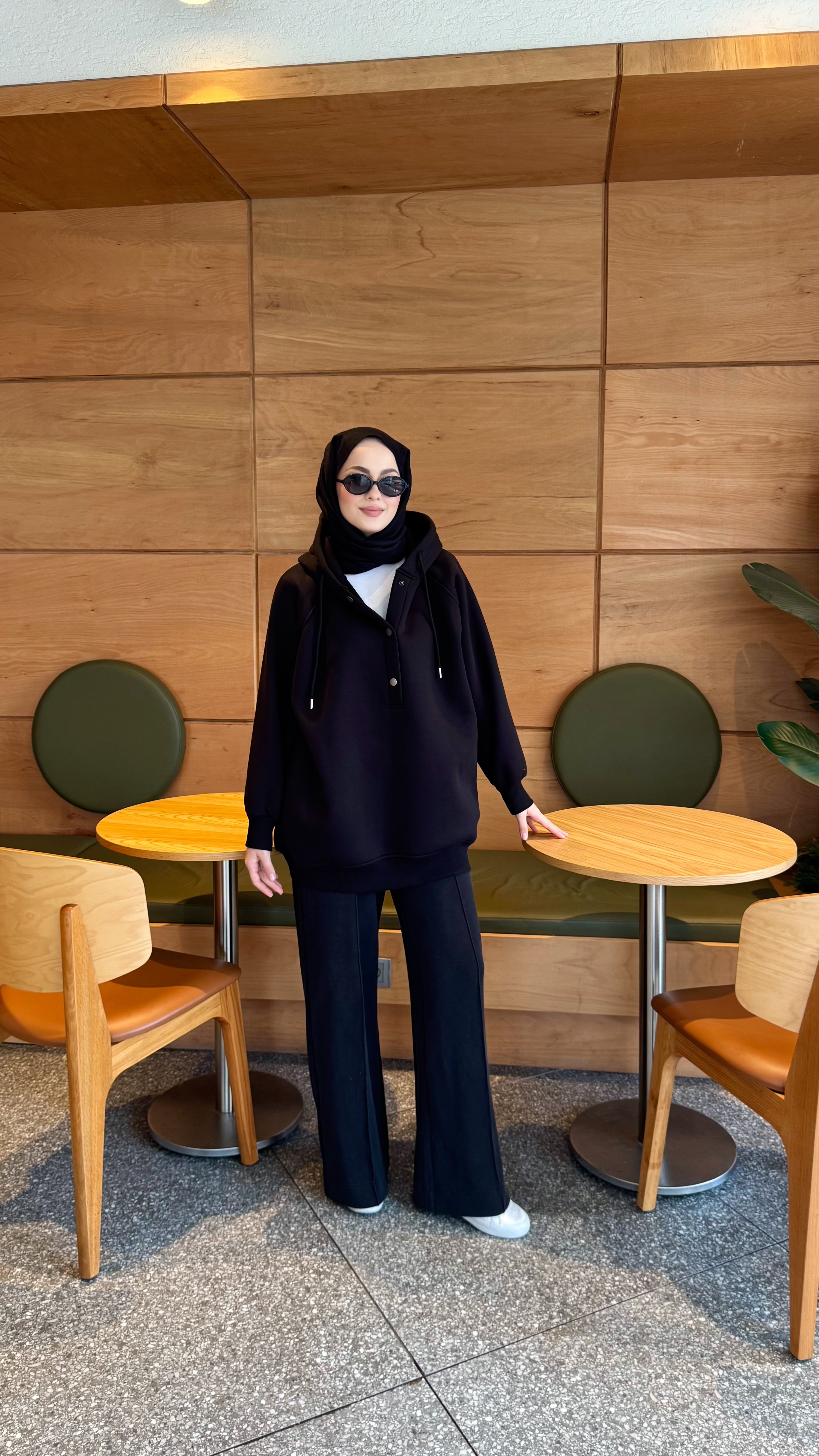 Çıtçıtlı Şardonlu Üç İplik Sweatshirt