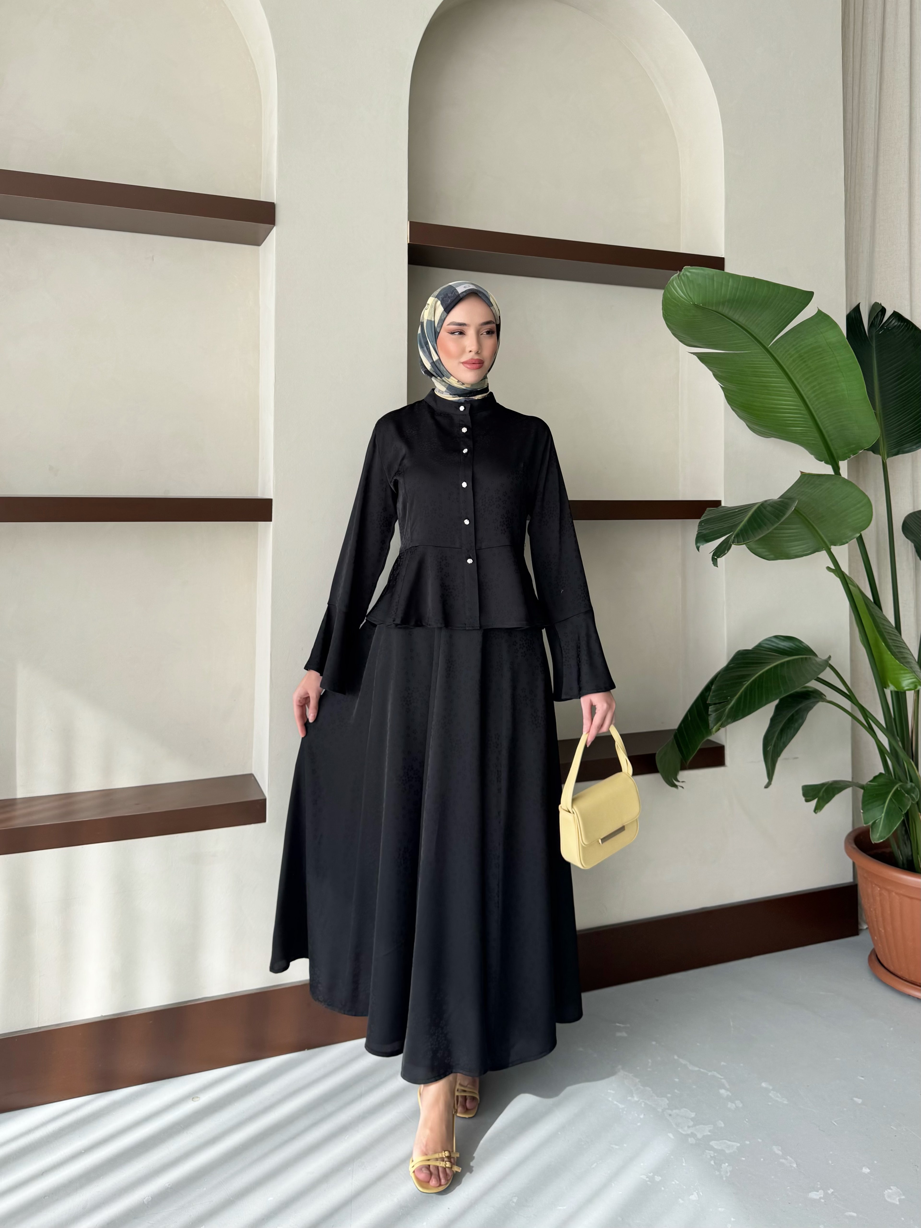 LORİS ETEKLİ TAKIM(ÖN SİPARİŞTİR 10  MARTTA KARGOLANACAKTIR)