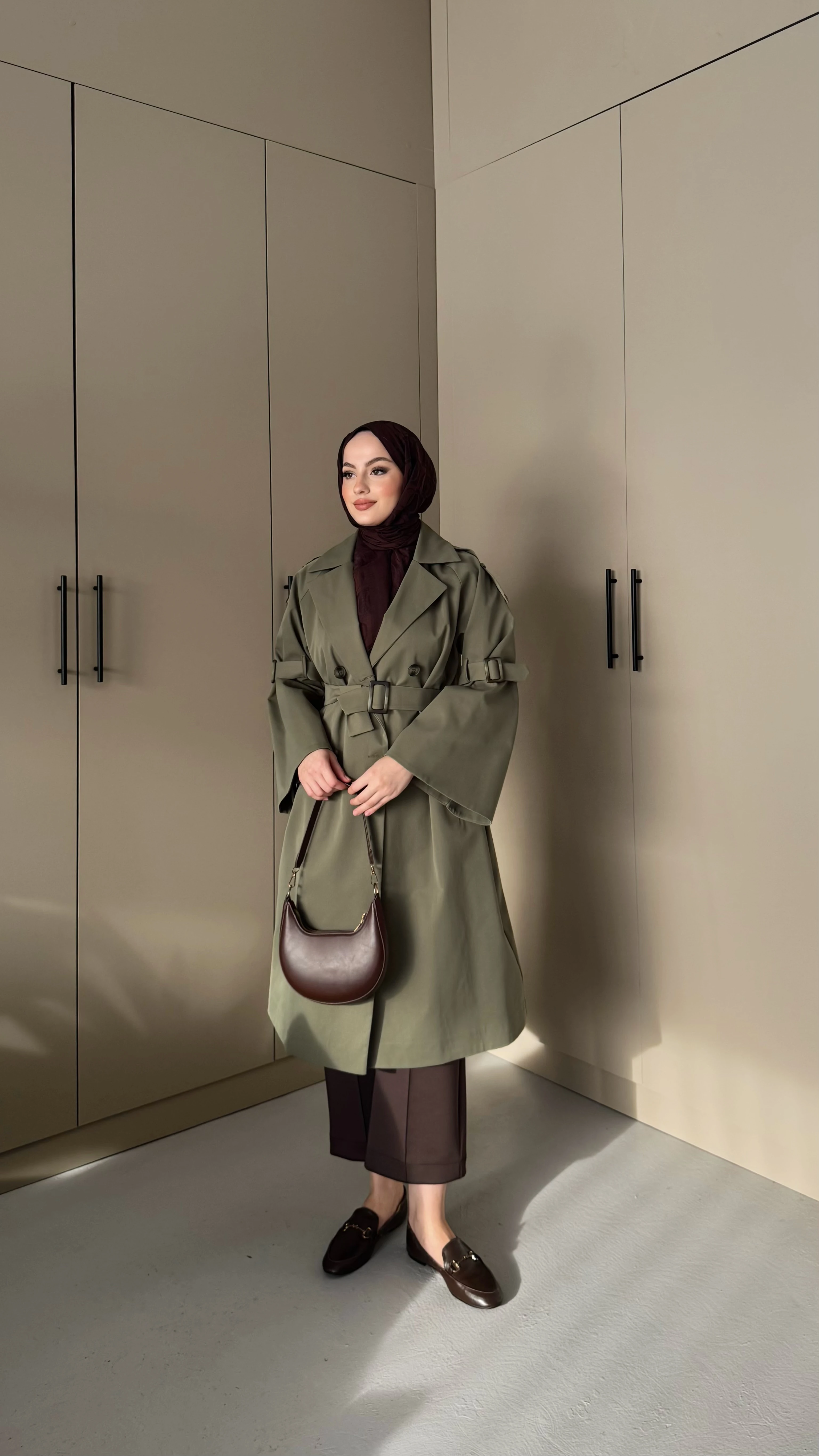 Kol Detaylı Astarlı Trençkot Haki