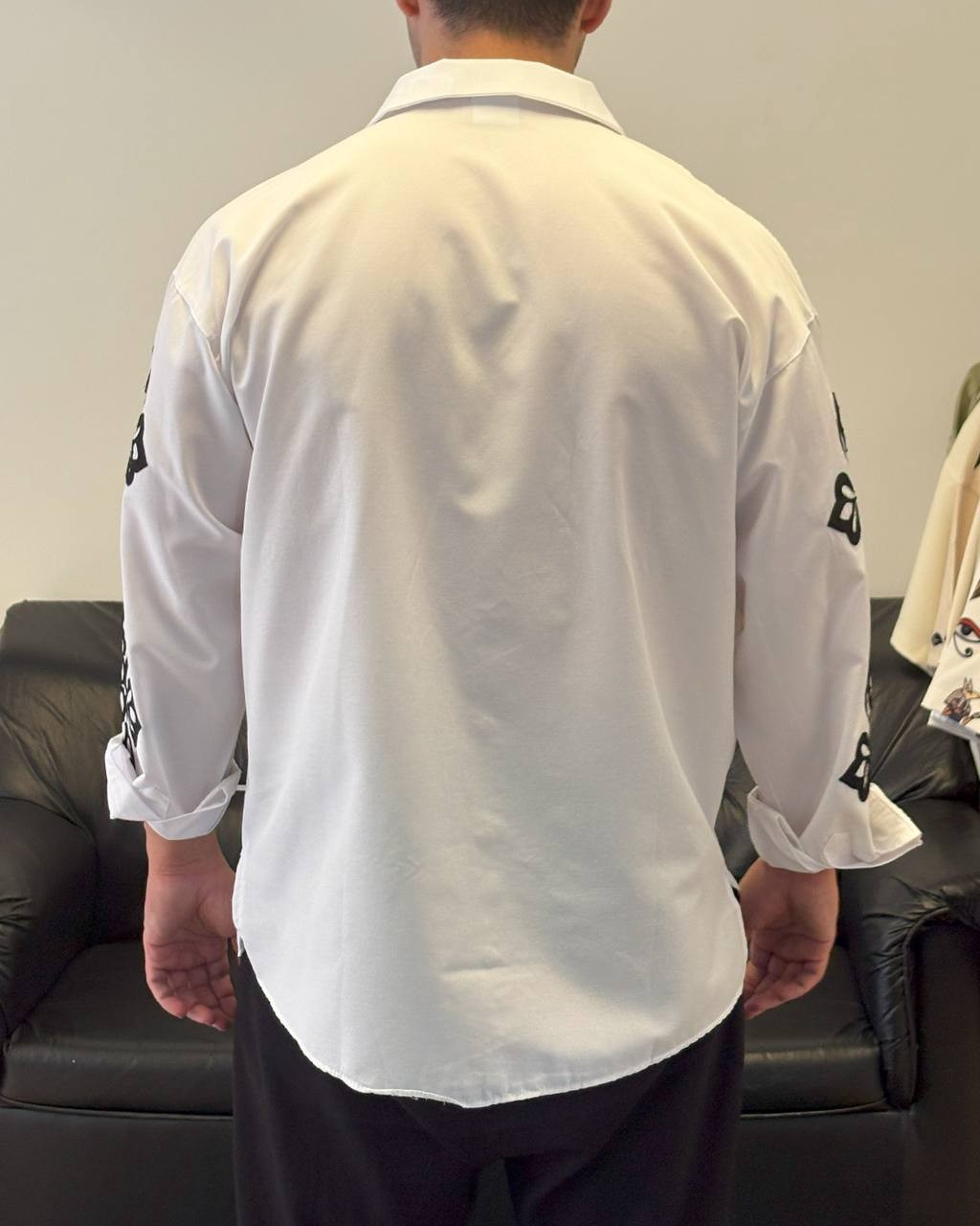 Dört Yapraklı Beyaz Gömlek Oversize