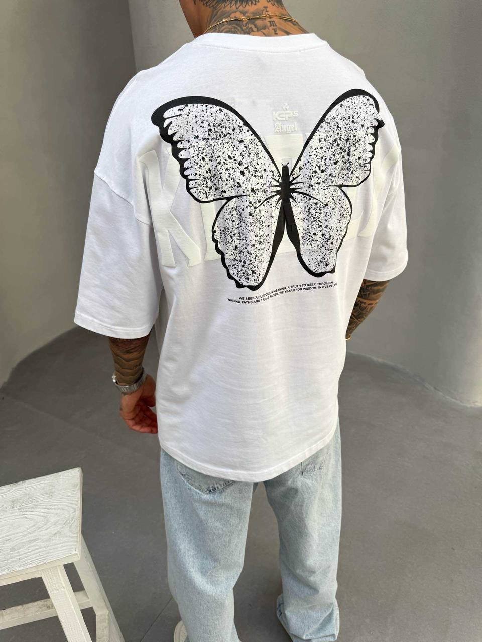 Kelebek Baskılı Oversize Beyaz Tshirt