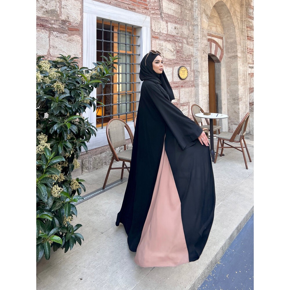 Yanları Bej Abaya