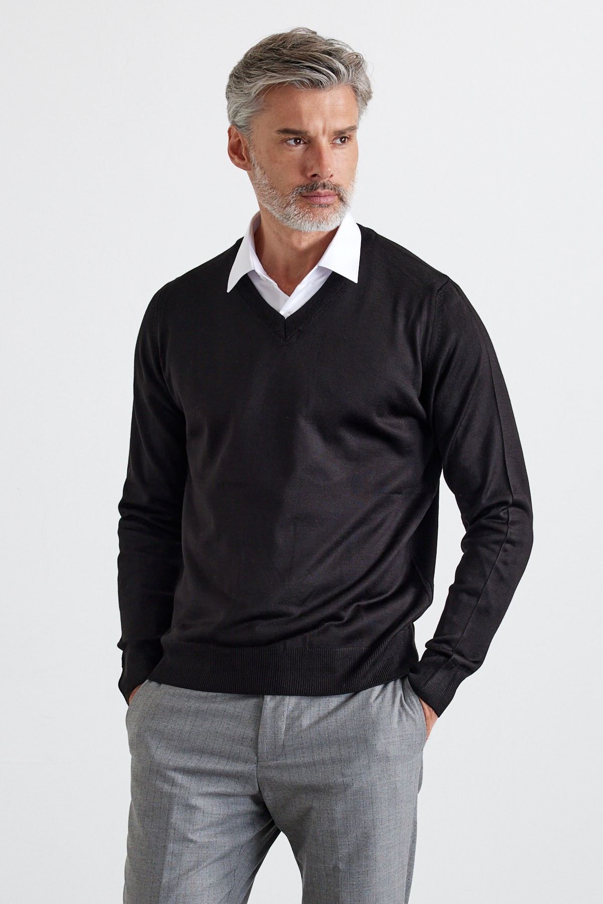  Men's Standard Fit Regular Cut V-Neck Sweater - Black