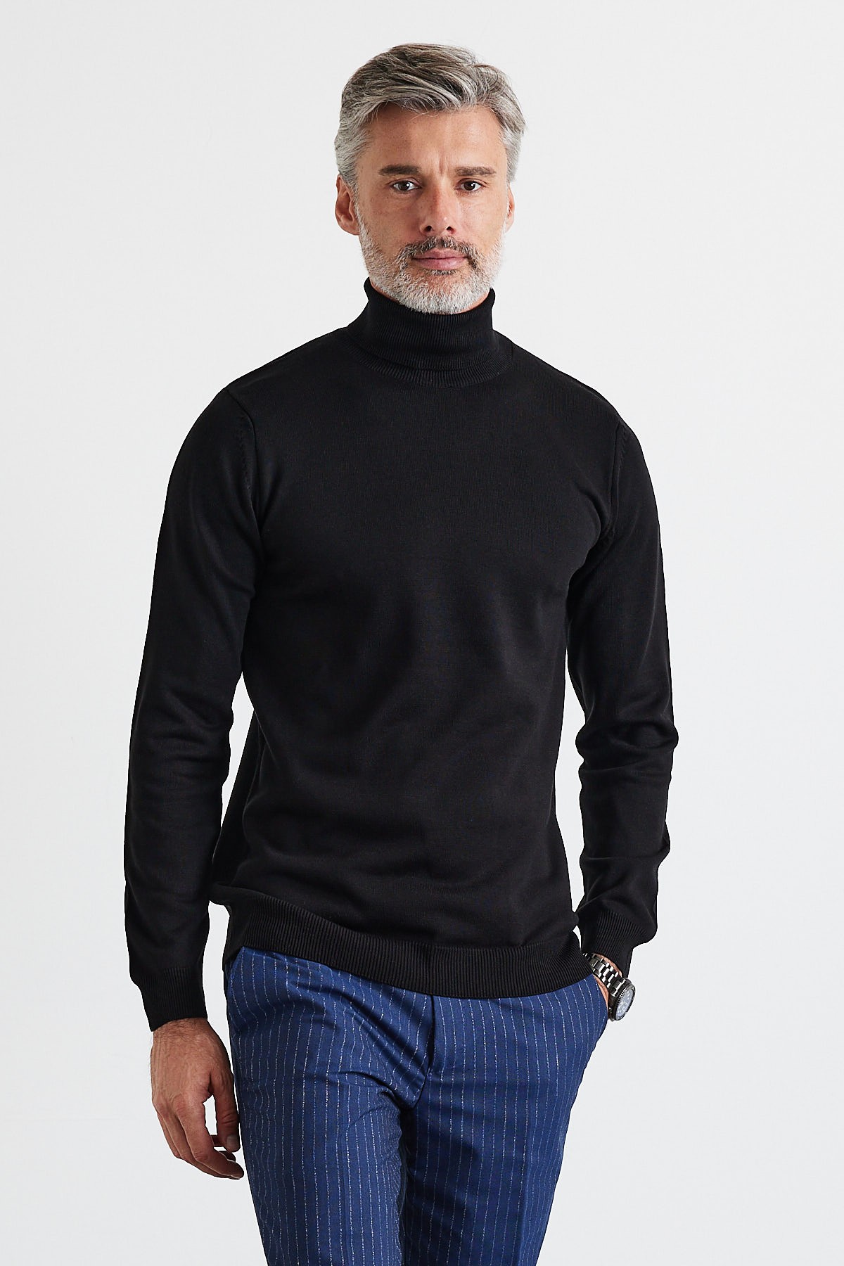 Men's Slim Fit Tight Cut Fisherman Neck Sweater - Black