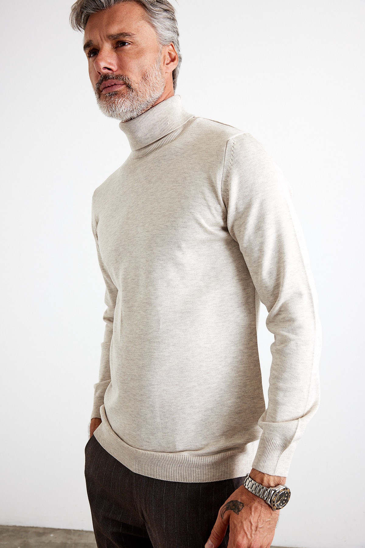 Men's Slim Fit Tight Cut Fisherman Neck Sweater - Beige