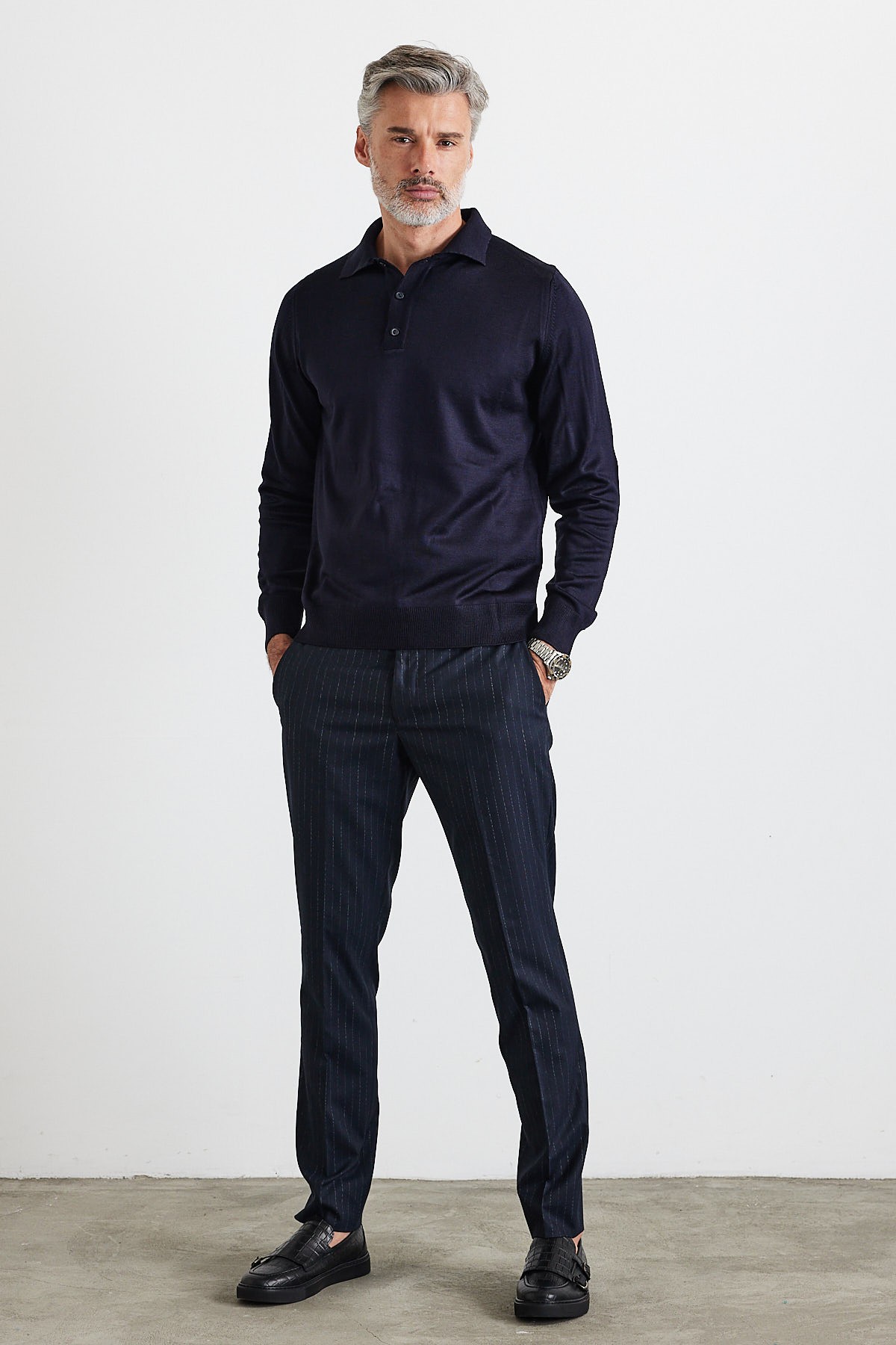 Men's Standard Fit Regular Cut Polo Collar Knit Sweater - Navy blue