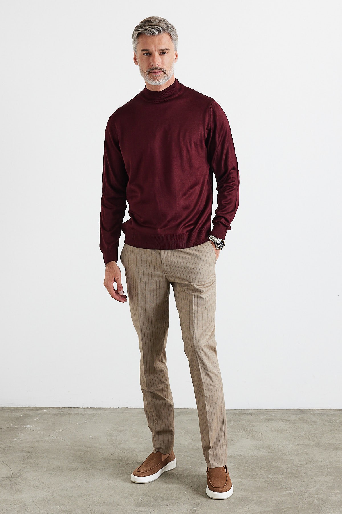 Men's Standard Fit Regular Cut Half Turtleneck Sweater