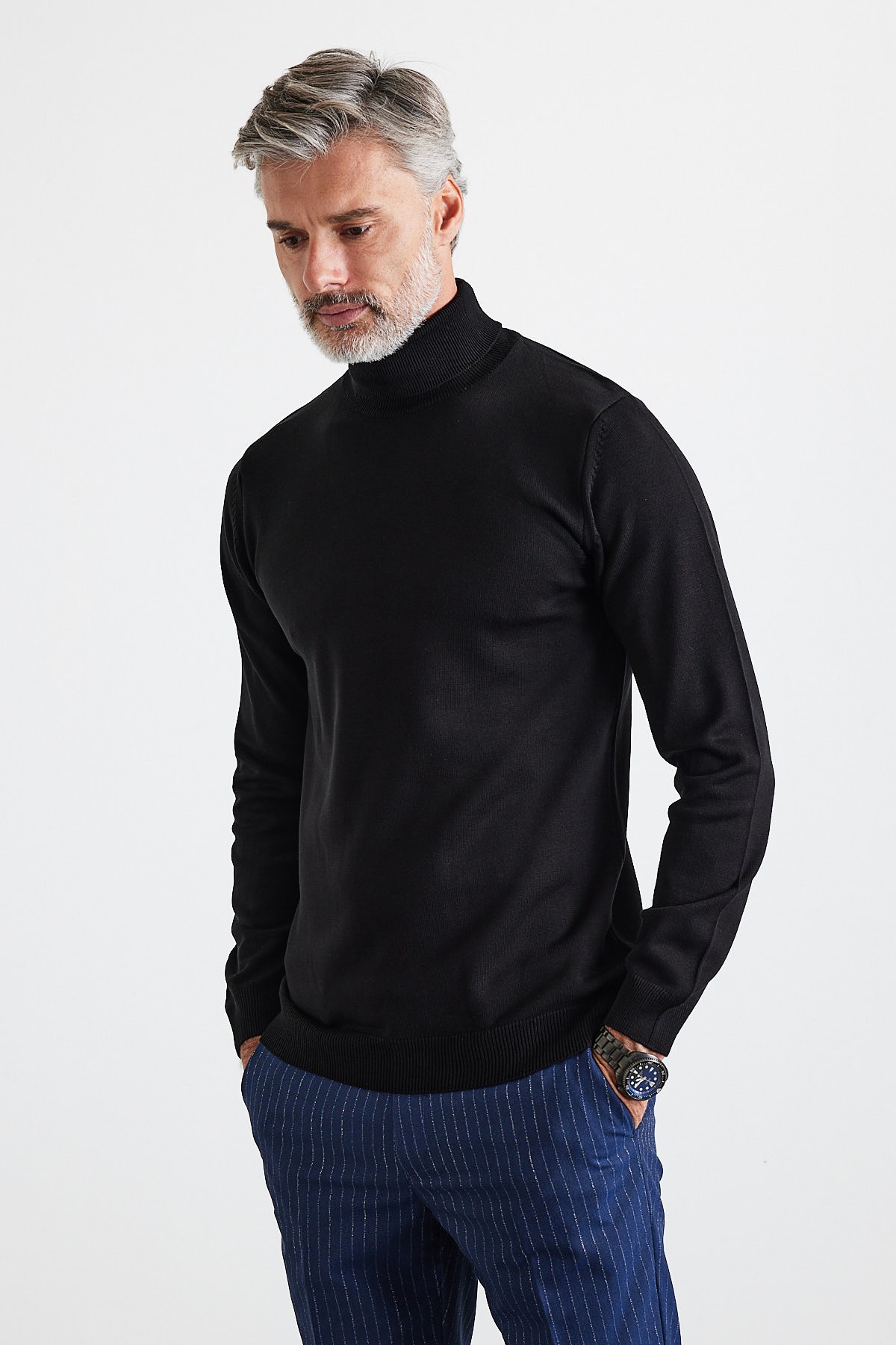 Men's Slim Fit Tight Cut Fisherman Neck Sweater - Black