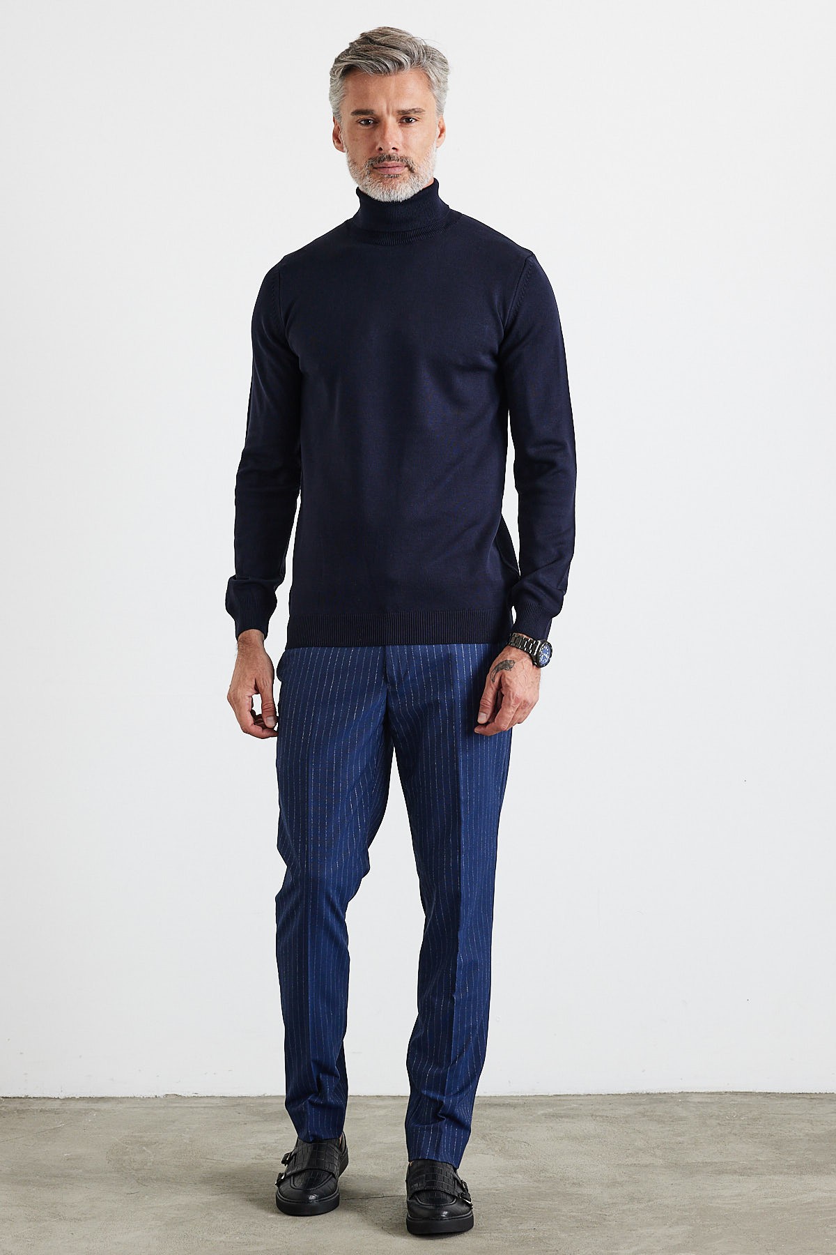 Men's Slim Fit Tight Cut Fisherman Neck Sweater - Navy blue