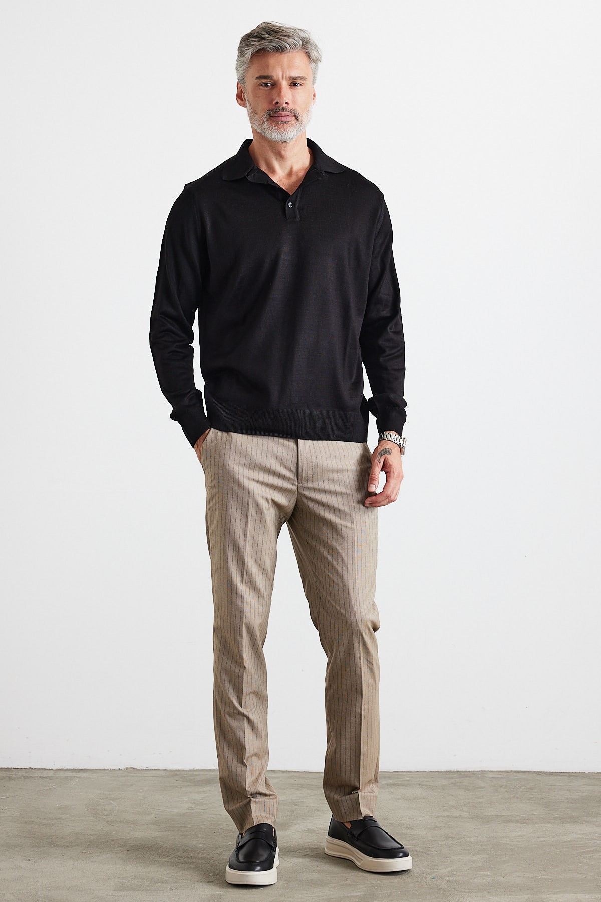 Men's Standard Fit Regular Cut Polo Collar Knit Sweater - Black