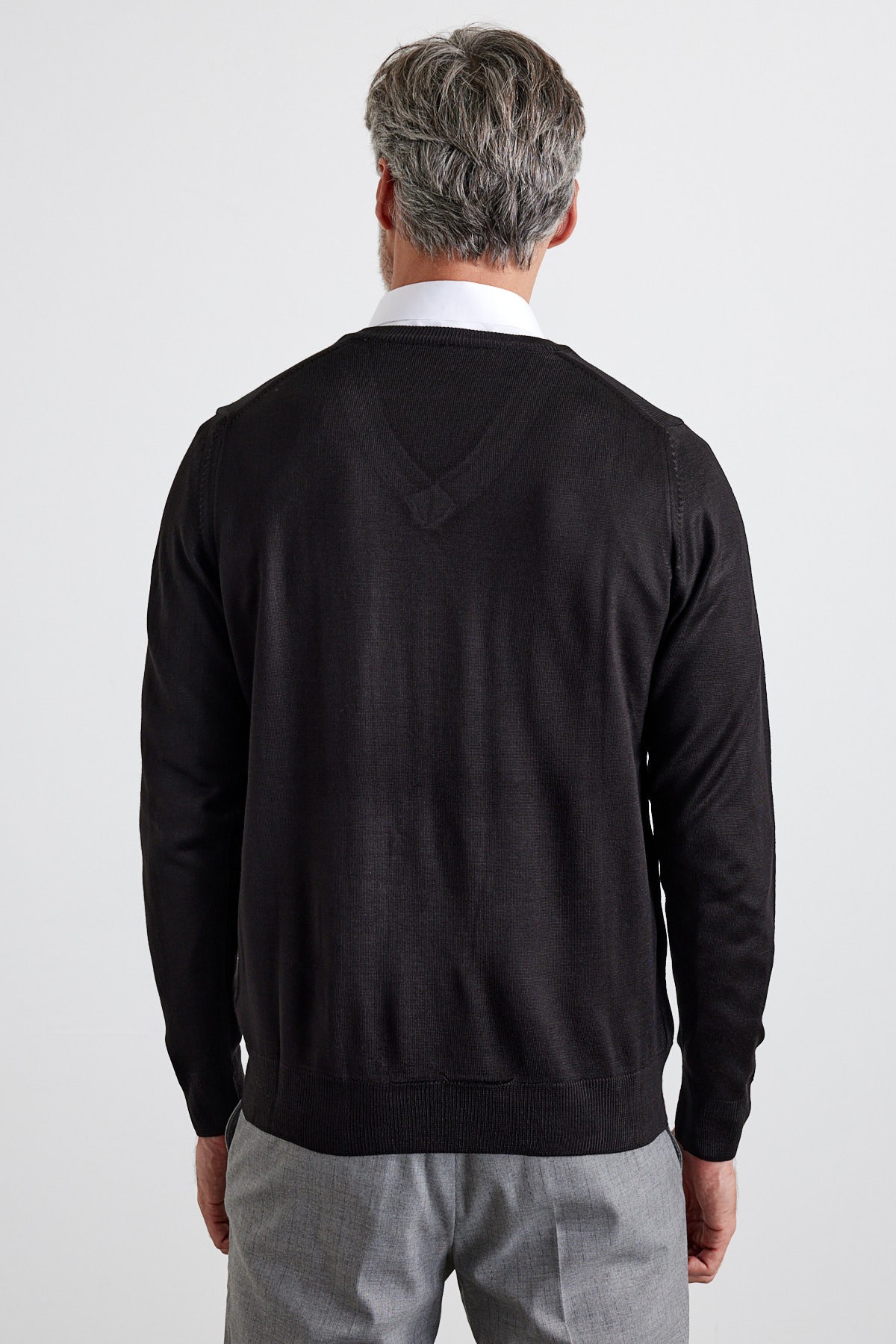  Men's Standard Fit Regular Cut V-Neck Sweater - Black