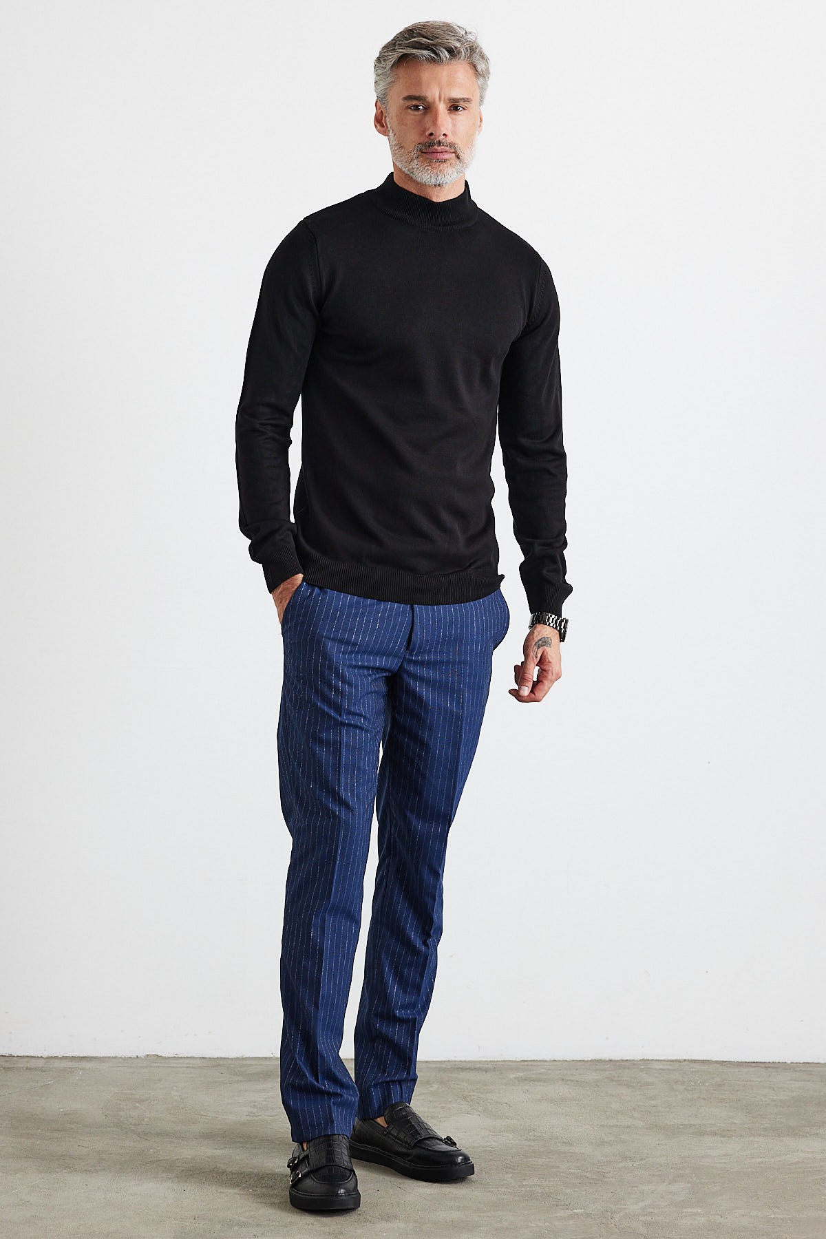 Men's Slim Fit Narrow Cut Half Fisherman's Collar Turtleneck Sweater - Black