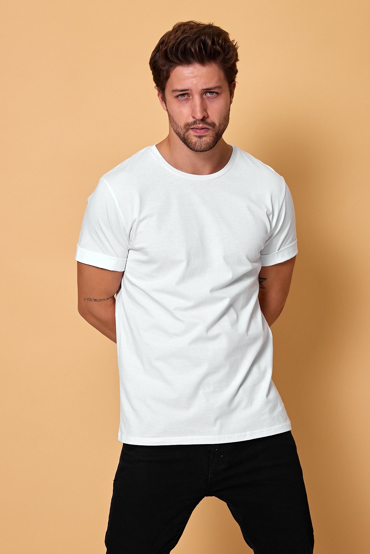 Erkek Slim Fit Yüksek Kalite %100 Pamuk Basic Tişört 24/1 - Beyaz