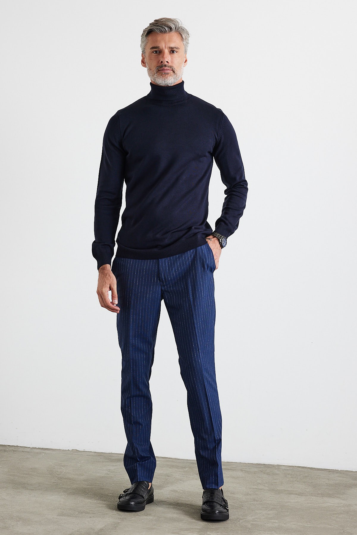 Men's Slim Fit Tight Cut Fisherman Neck Sweater - Navy blue