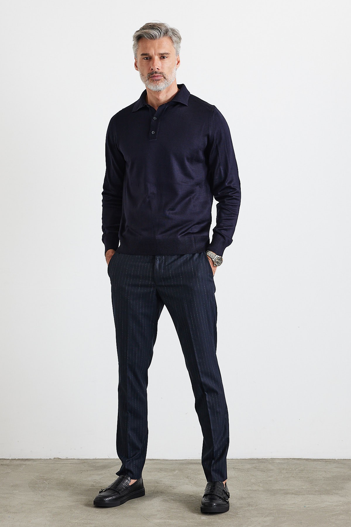 Men's Standard Fit Regular Cut Polo Collar Knit Sweater - Navy blue