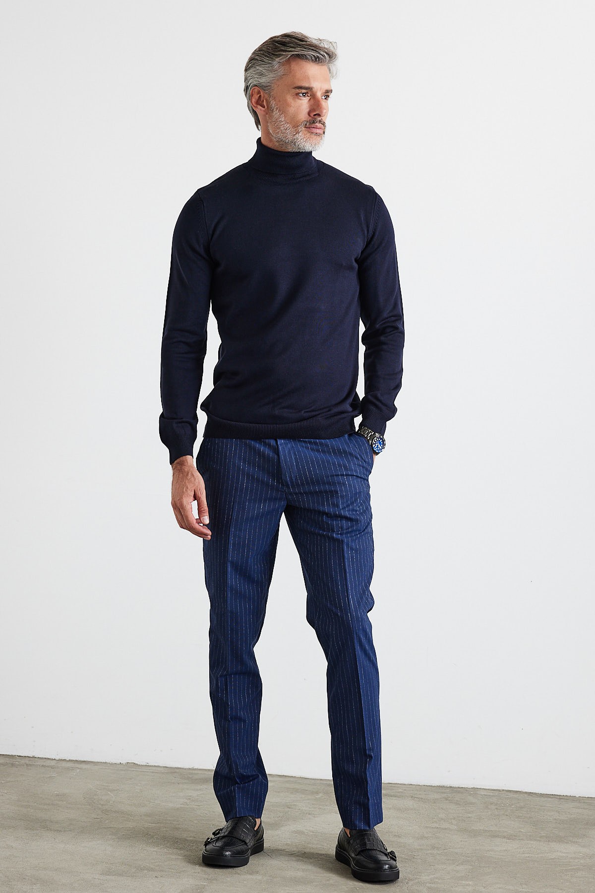 Men's Slim Fit Tight Cut Fisherman Neck Sweater - Navy blue