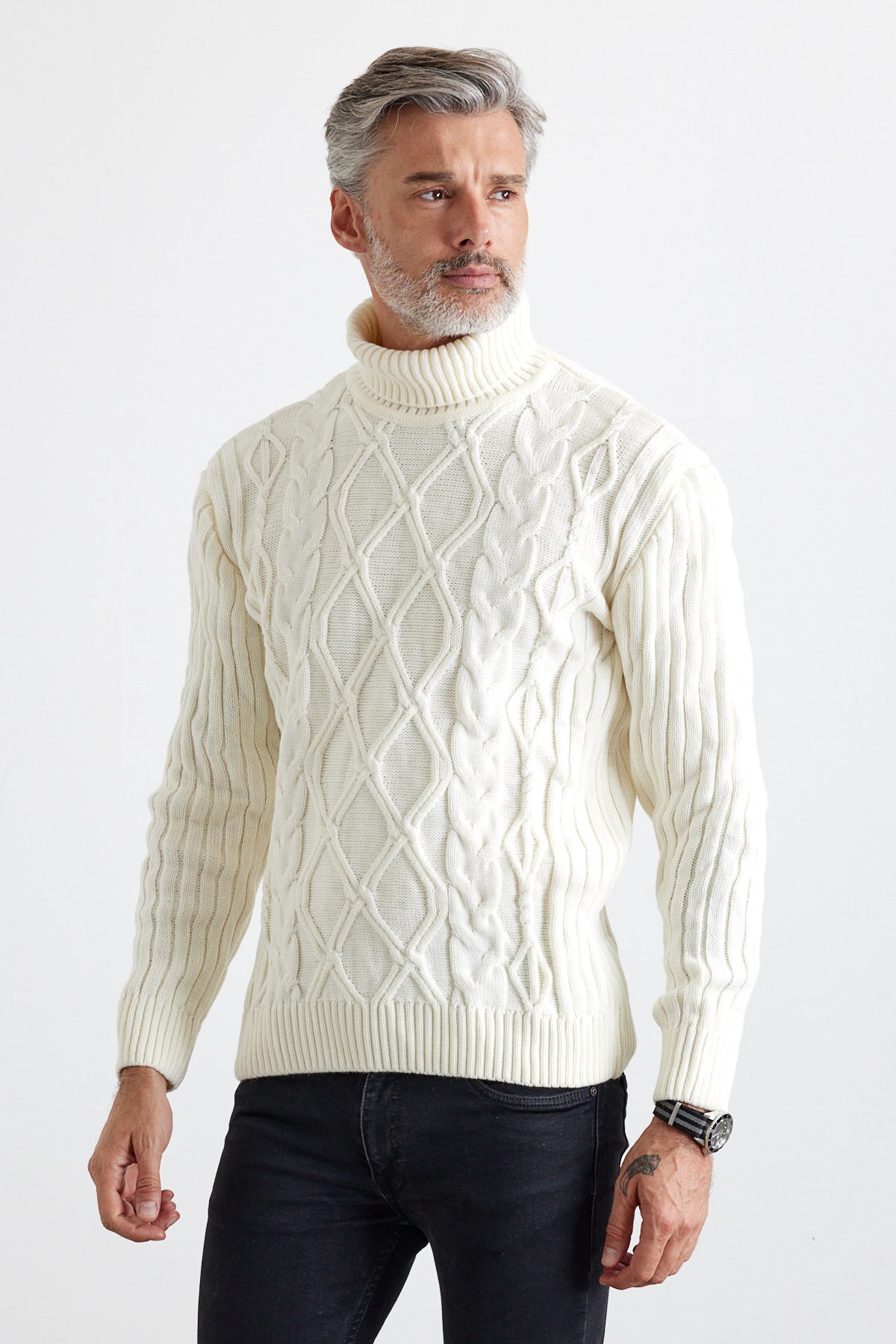 Men's Cable Knit Argyle Pattern Full Turtleneck Ribbed Thick Sweater - White