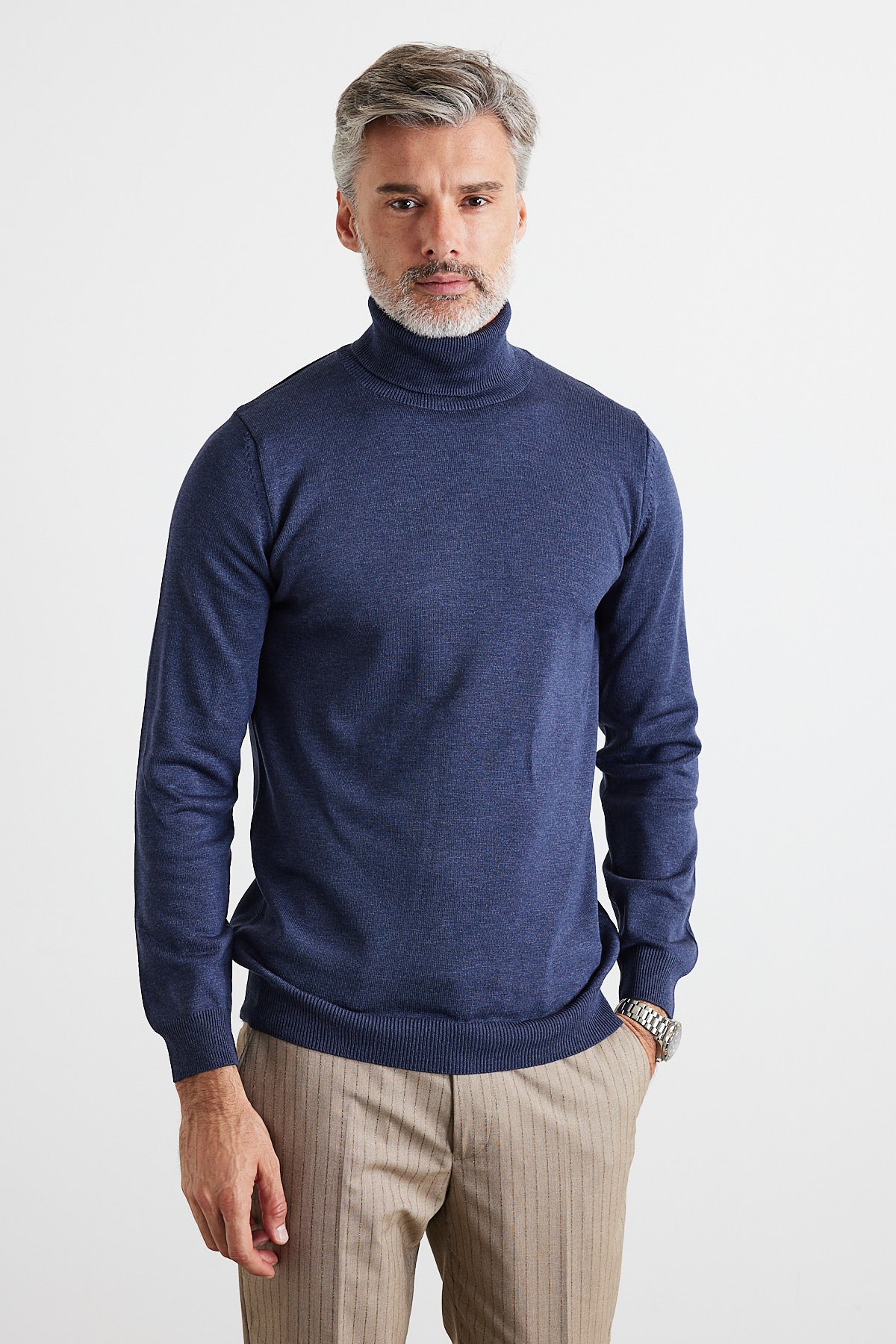 Men's Slim Fit Tight Cut Fisherman Neck Sweater - Aviator Color