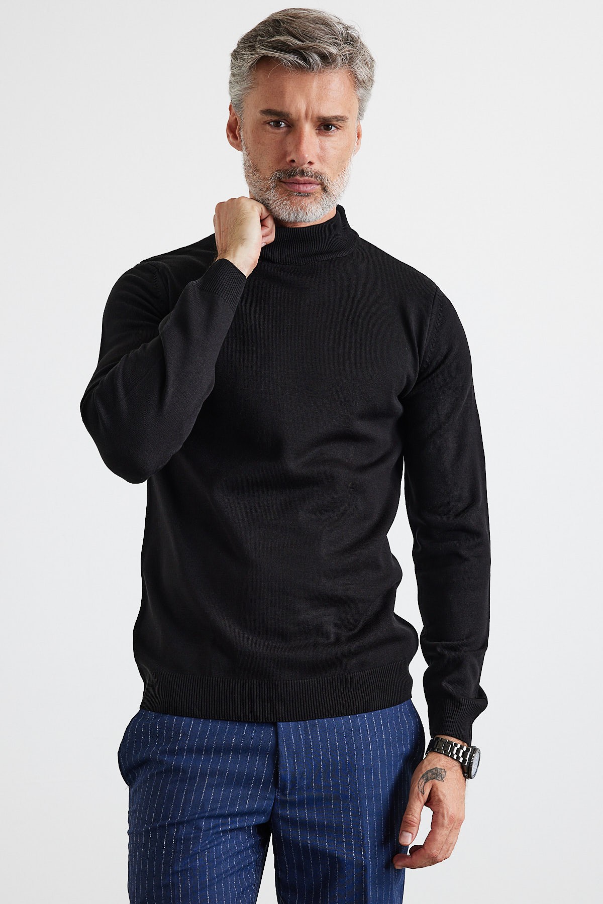 Men's Slim Fit Narrow Cut Half Fisherman's Collar Turtleneck Sweater - Black