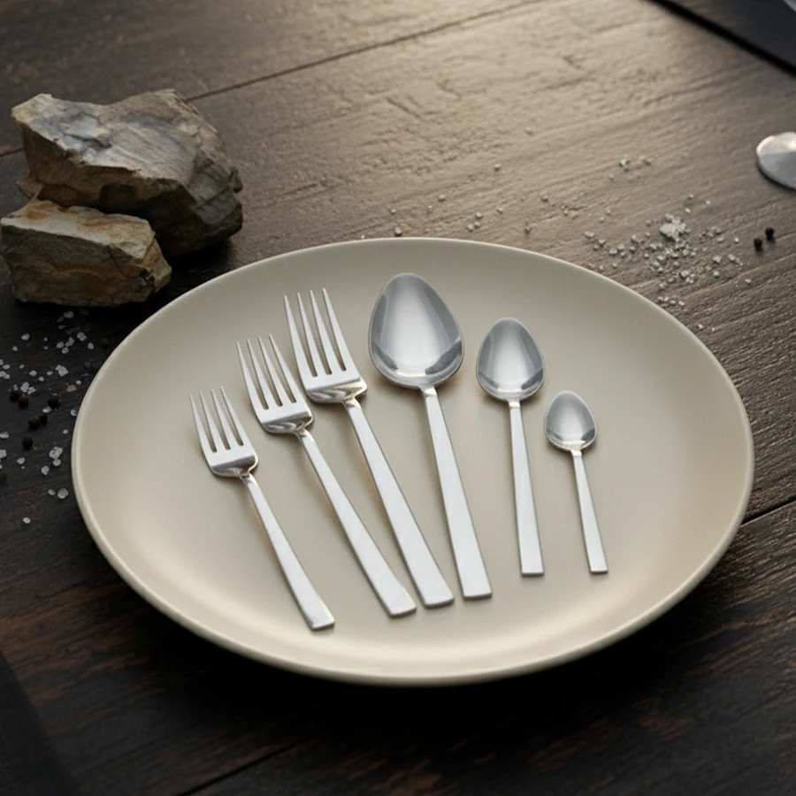 Tuana Kutulu 60 Parça Sade Çelik 12 Kişilik Çatal & Kaşık Takımı