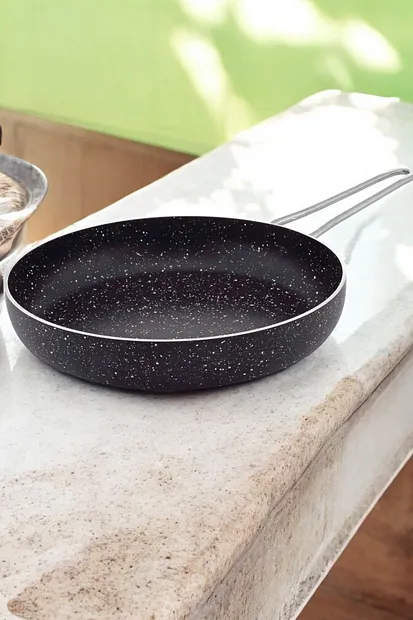 Cantef Metal Kulplu Granit Tava - 30 Cm