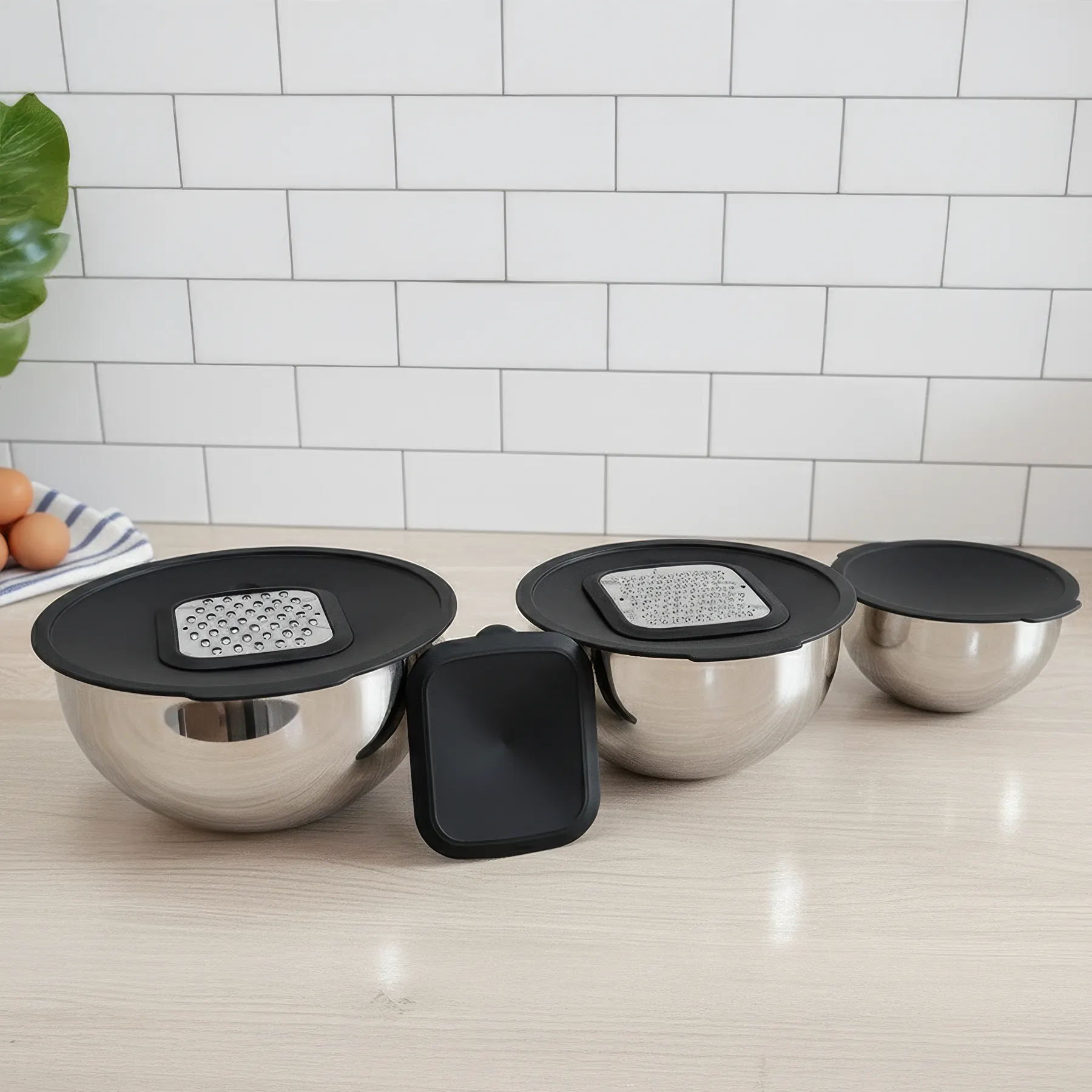 3'lü Paslanmaz Çelik Rende Aparatlı Karıştırma Kabı Seti 16-20-24 cm